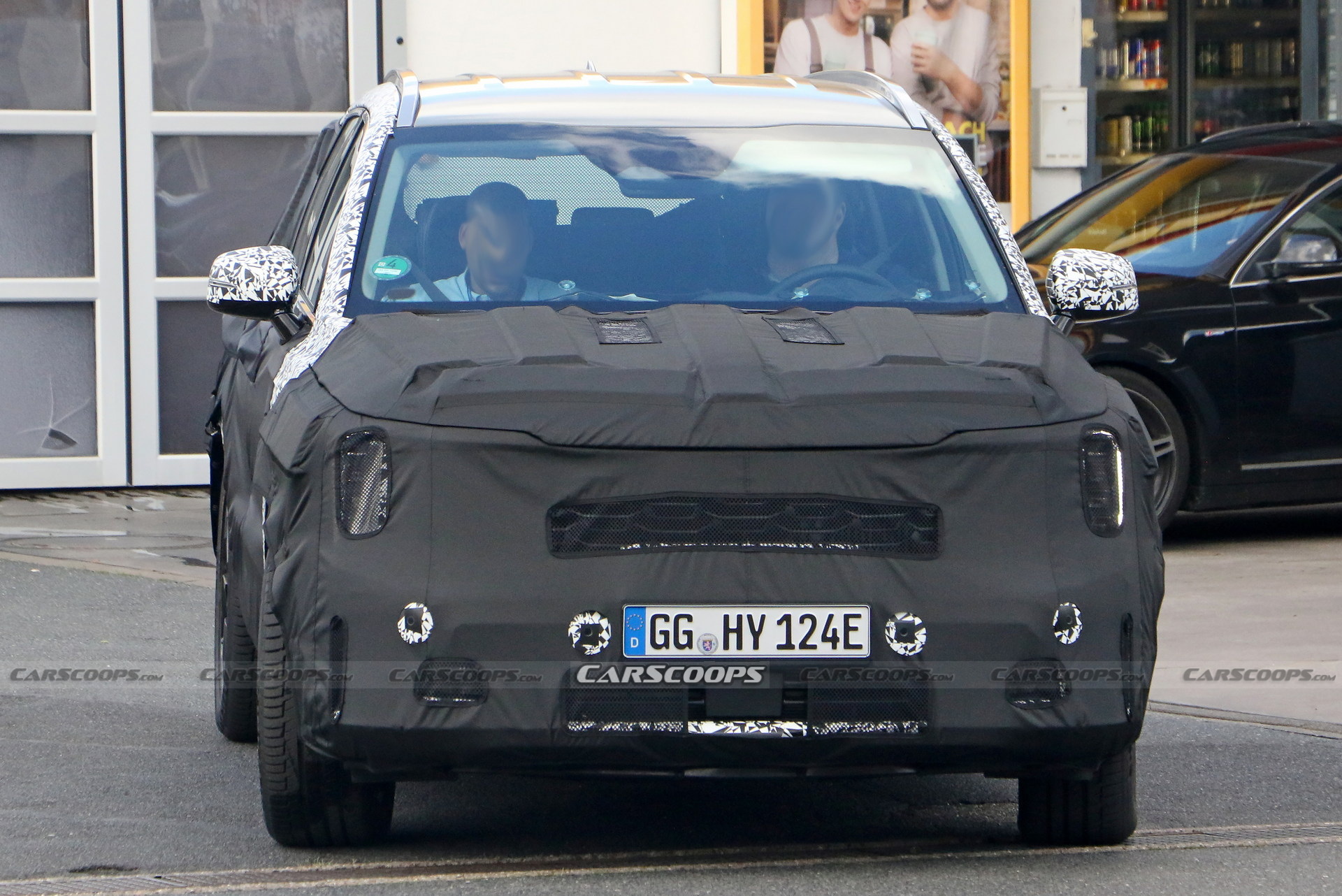 Kia Is Already Working On A Facelifted Sorento