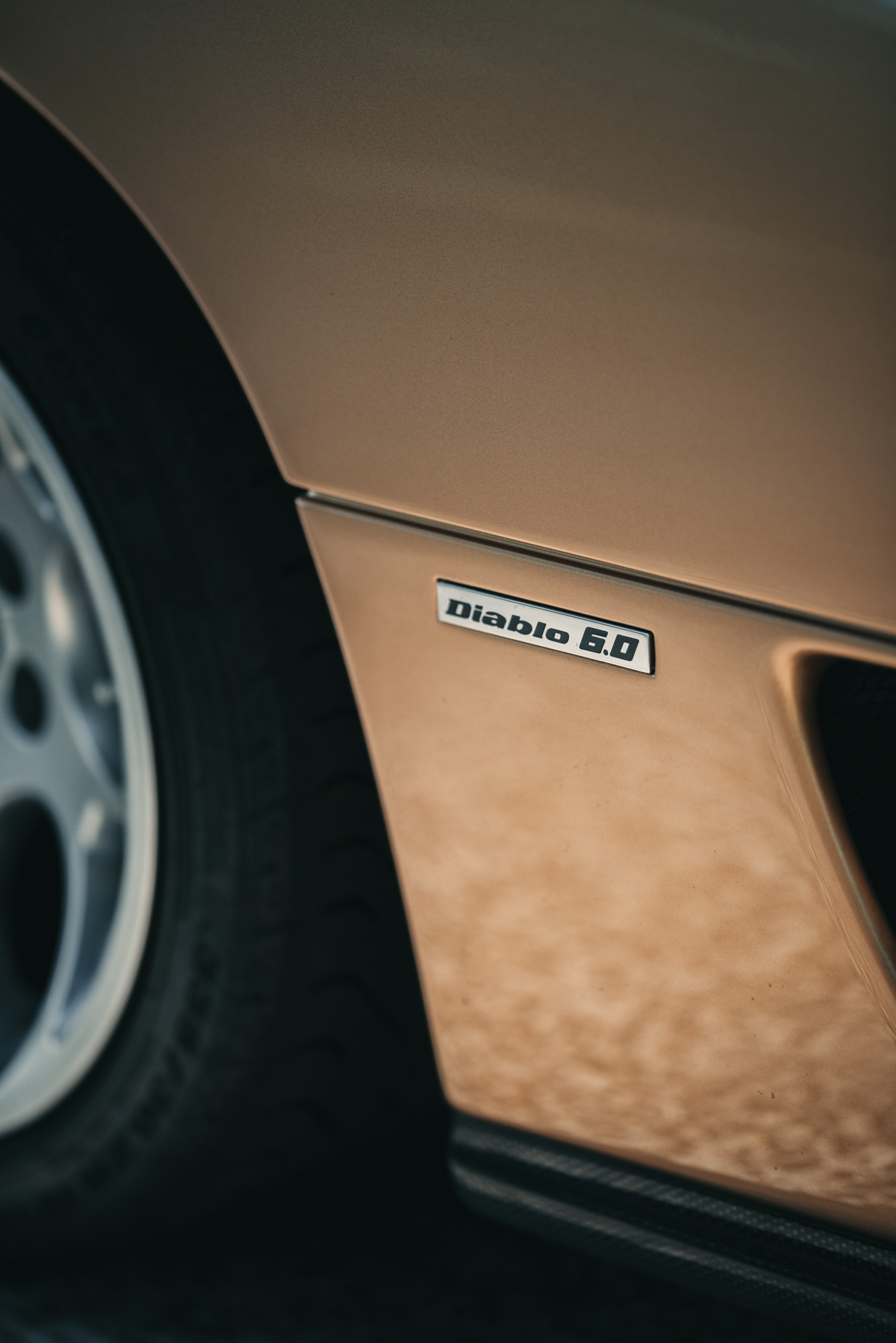 Lamborghini Remembers The Diablo, The V12 Bull That Chrysler Built