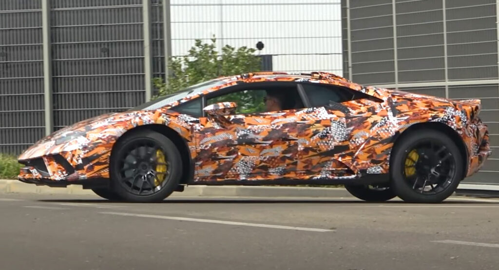  Lamborghini’s High-Riding Huracan Sterrato Is Taking Shape In Italy