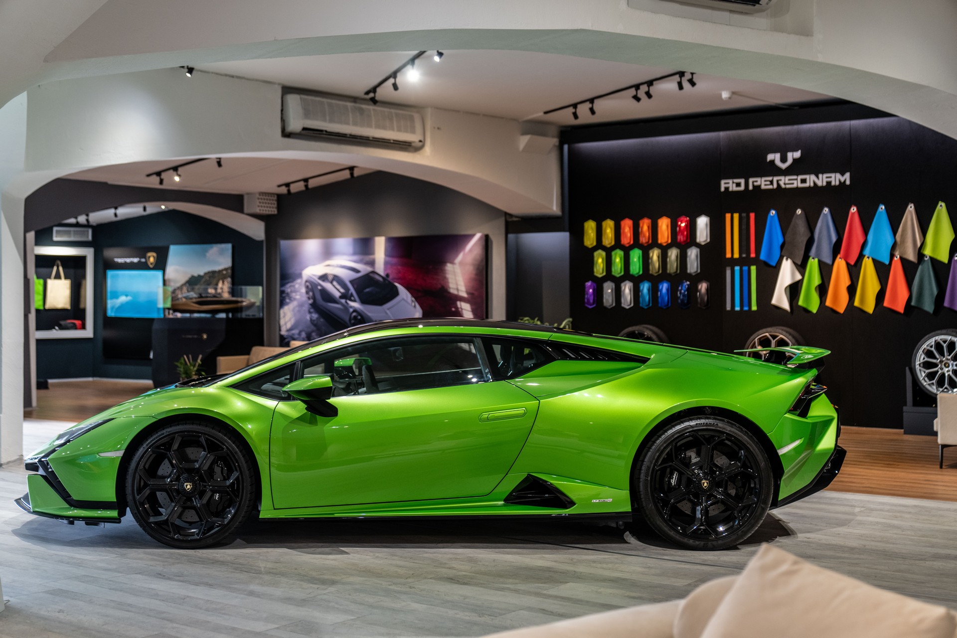 Here’s A Fresh Batch Of Photos And Video Of The Lamborghini Huracan Tecnica And STO