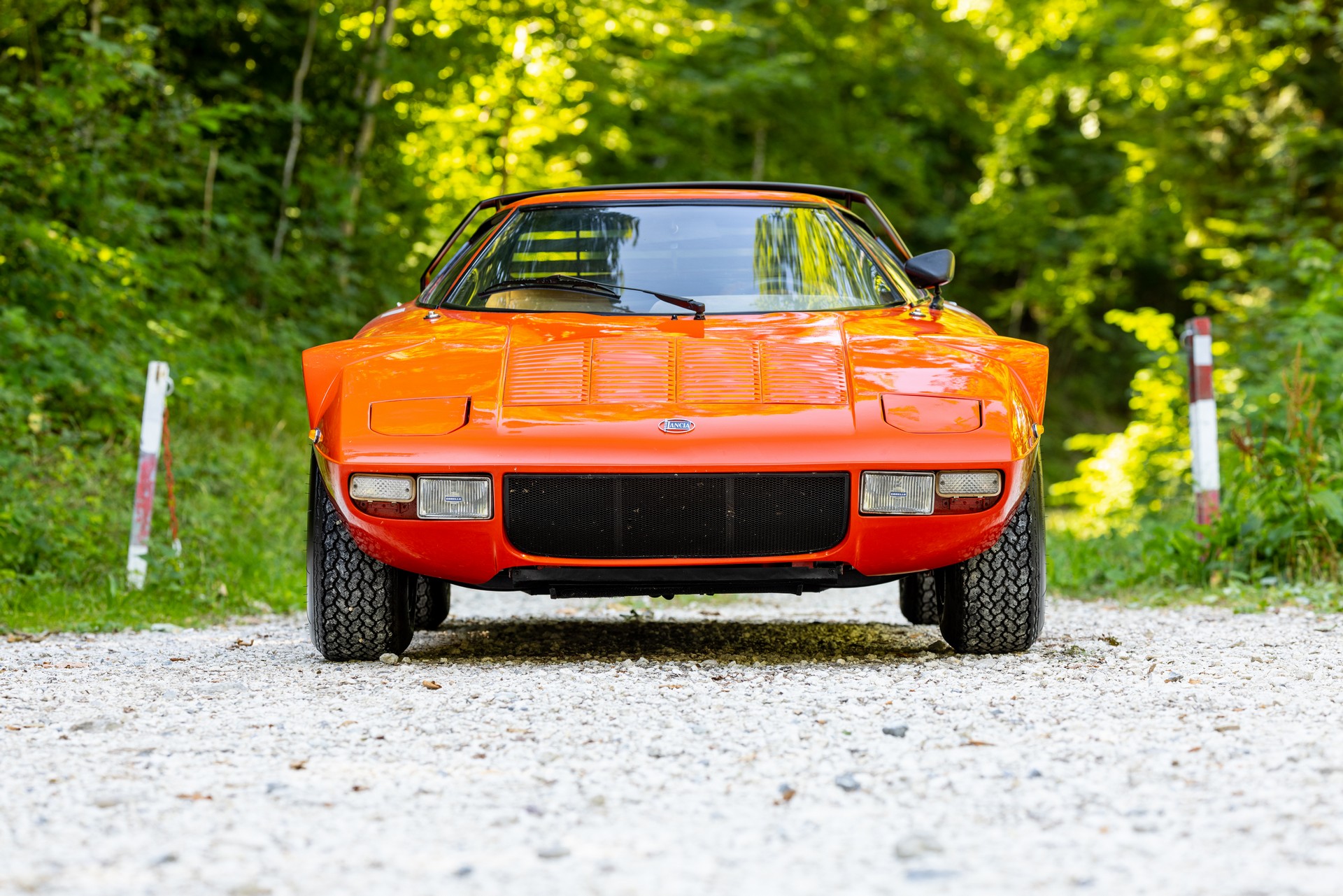Lancia Stratos May Sell For Over $700,000 Despite A Major Crash In The Past