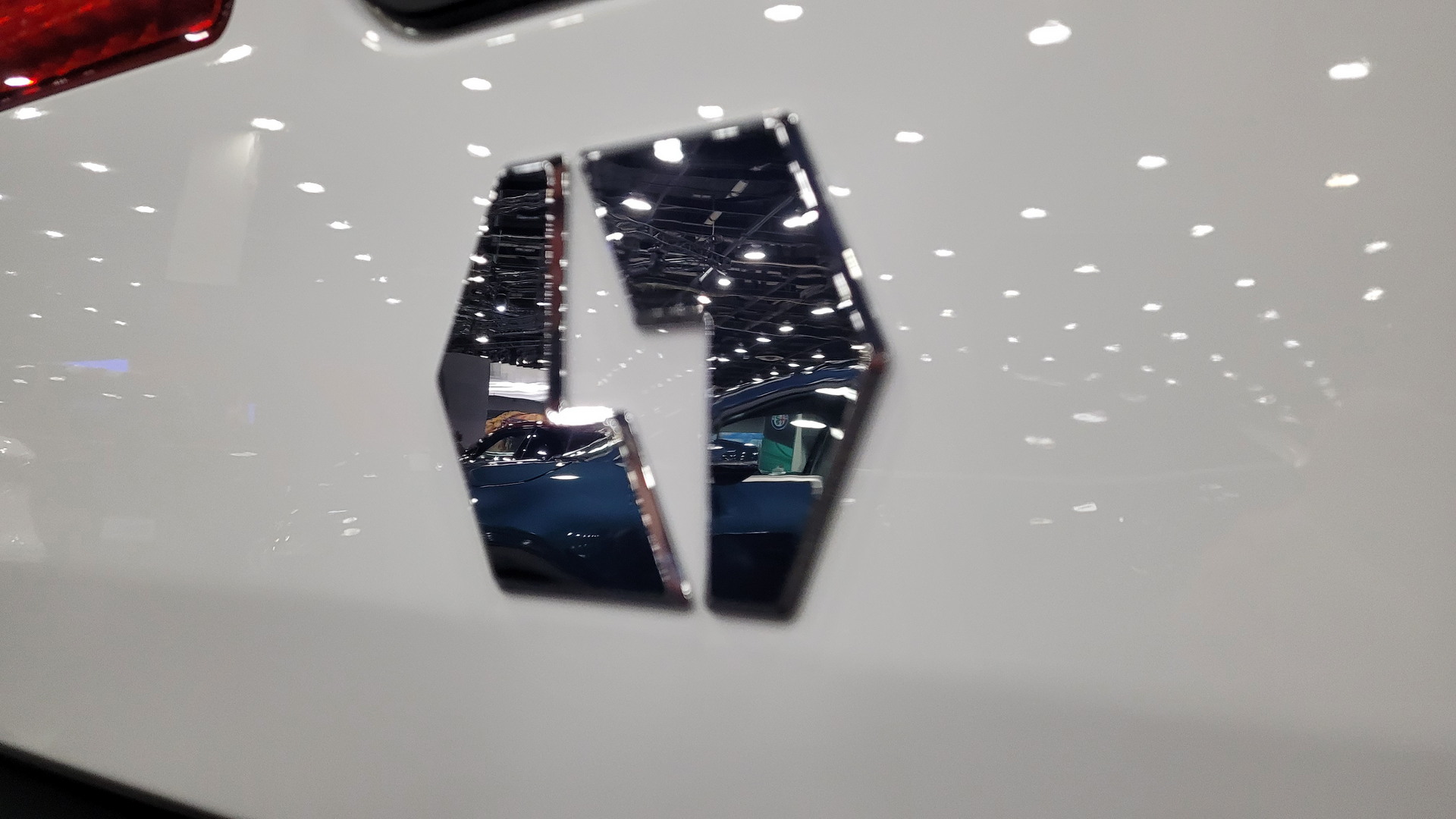 Lordstown Begins Production Of The Endurance, Hopes To Deliver 50 Units In 2022