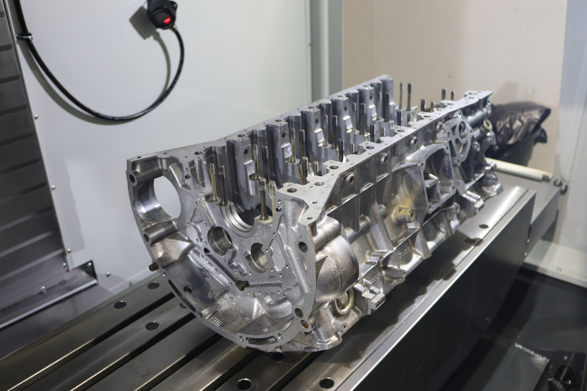 RENNTech Gives Us All The Details On The S76R’s Bored And Stroked 7.6-Liter V12