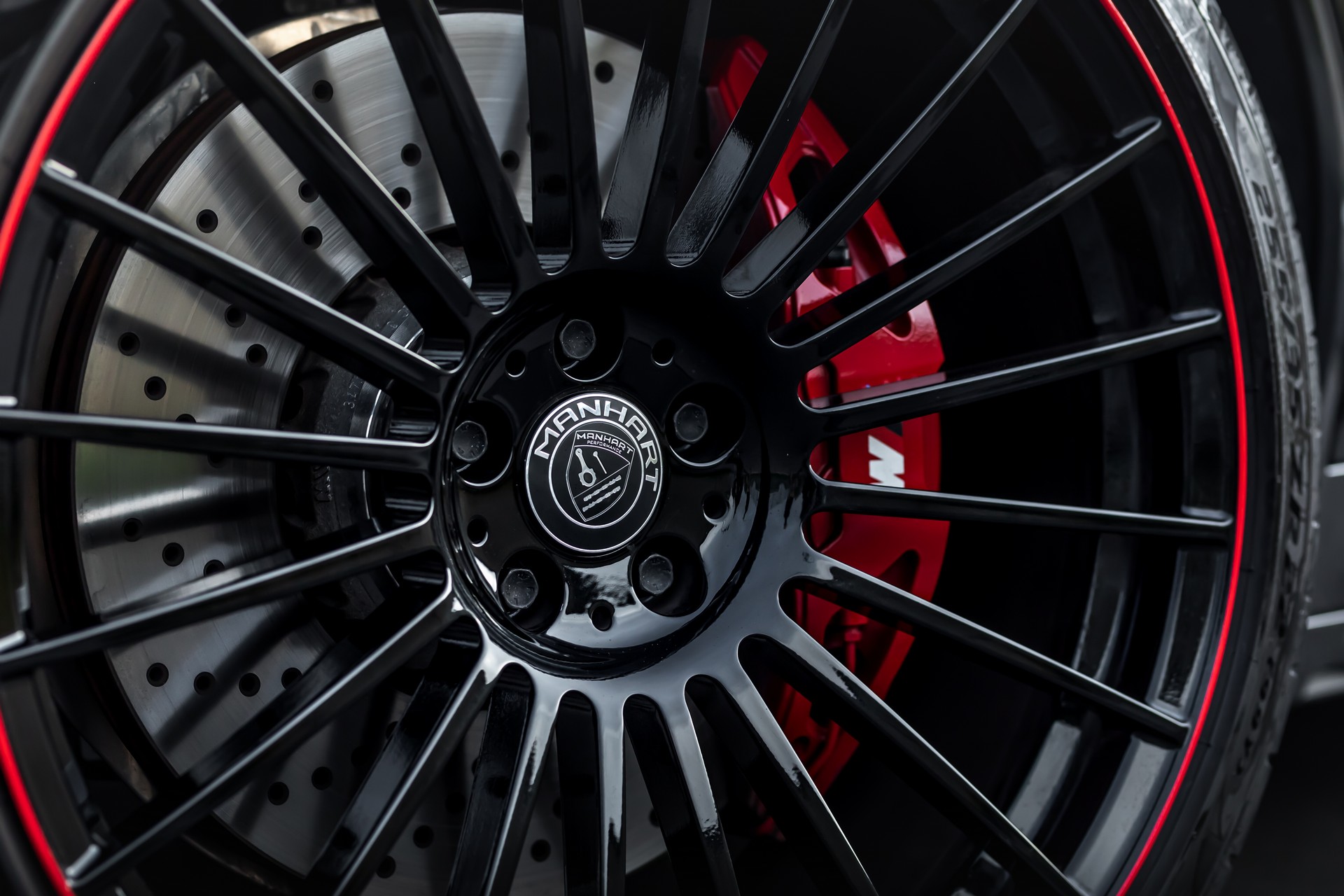 Manhart’s 635 HP MHX4 Takes The BMW X4 M Competition To The Next Level