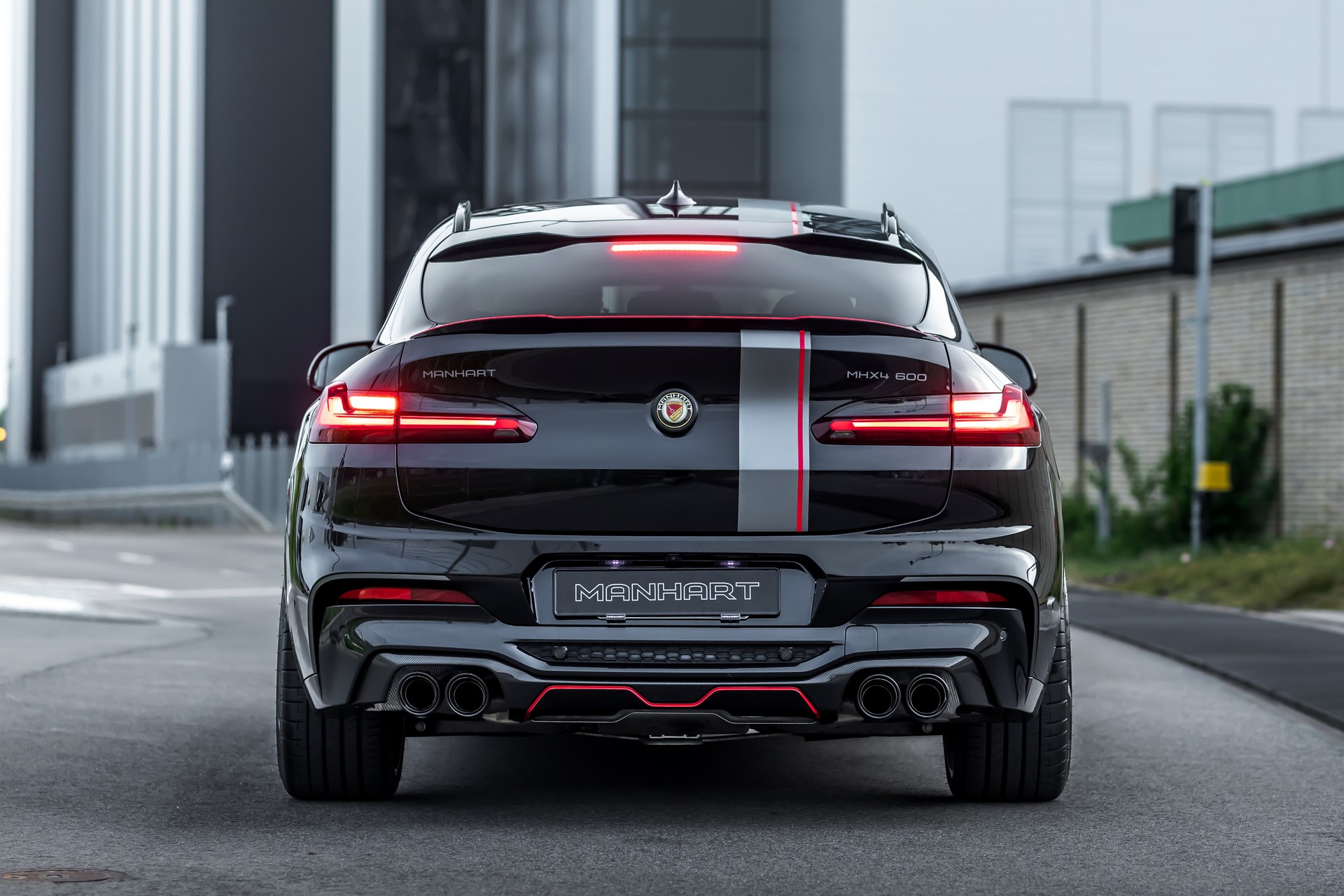 Manhart’s 635 HP MHX4 Takes The BMW X4 M Competition To The Next Level