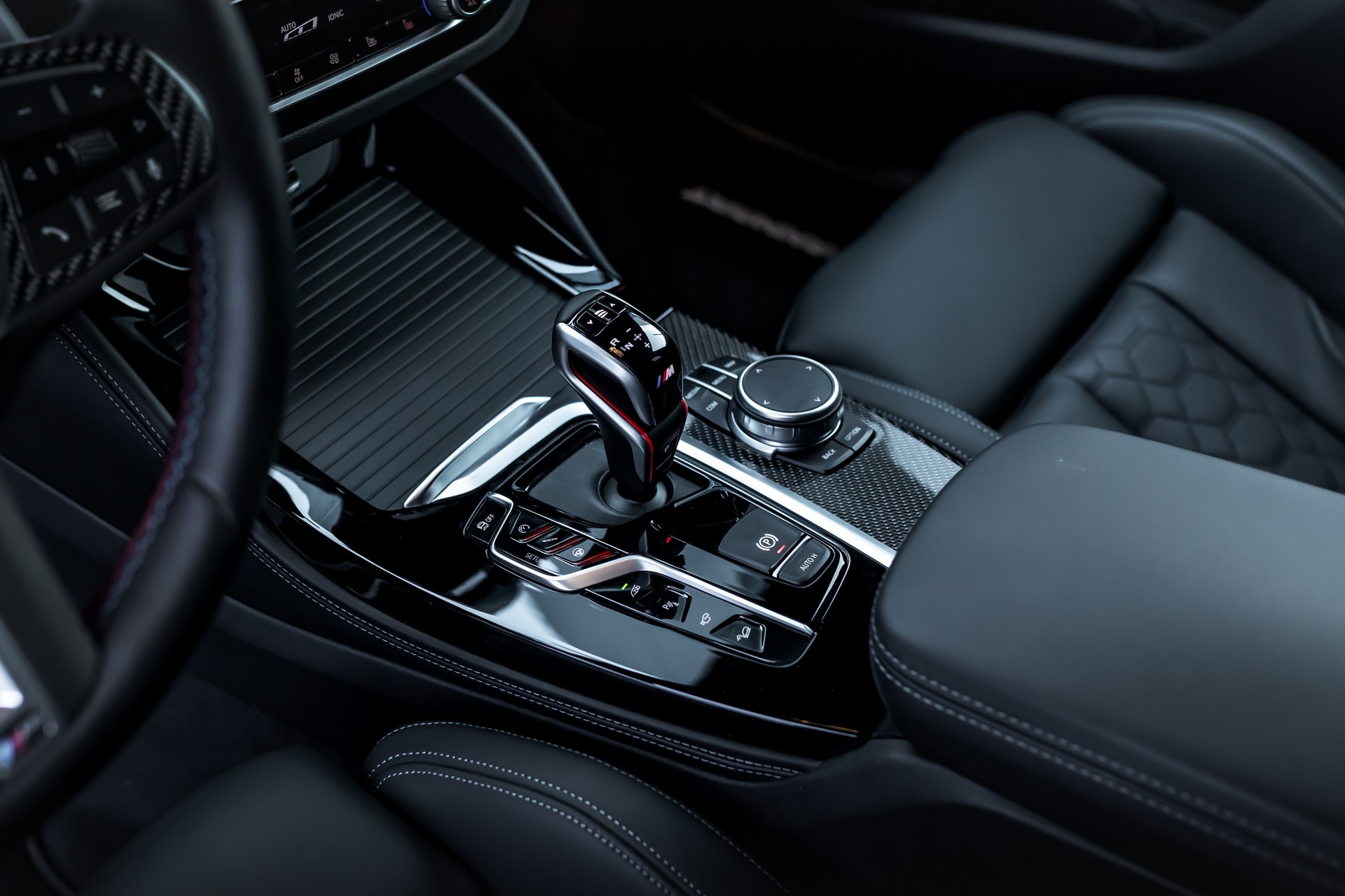 Manhart’s 635 HP MHX4 Takes The BMW X4 M Competition To The Next Level