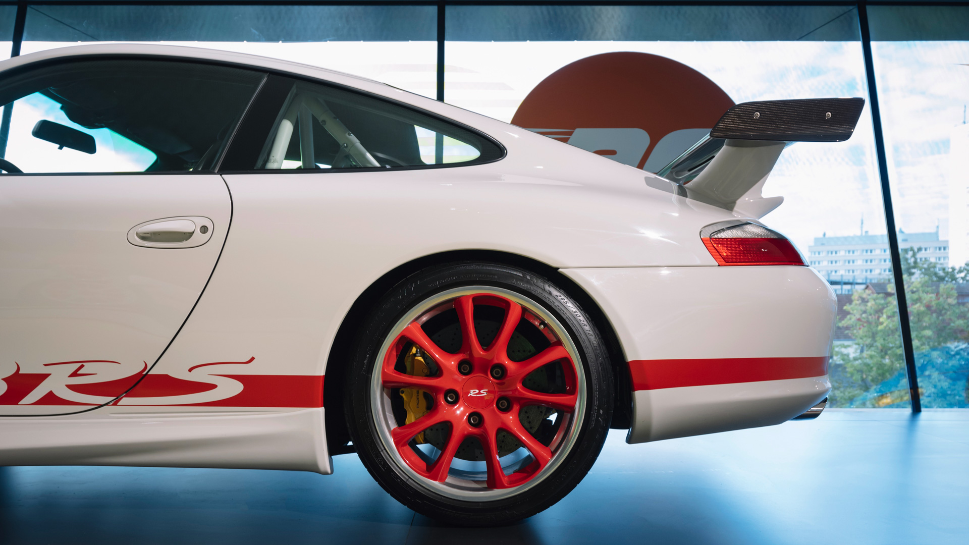 Porsche Museum Celebrates 50 Years Of Original 911 Carrera RS 2.7