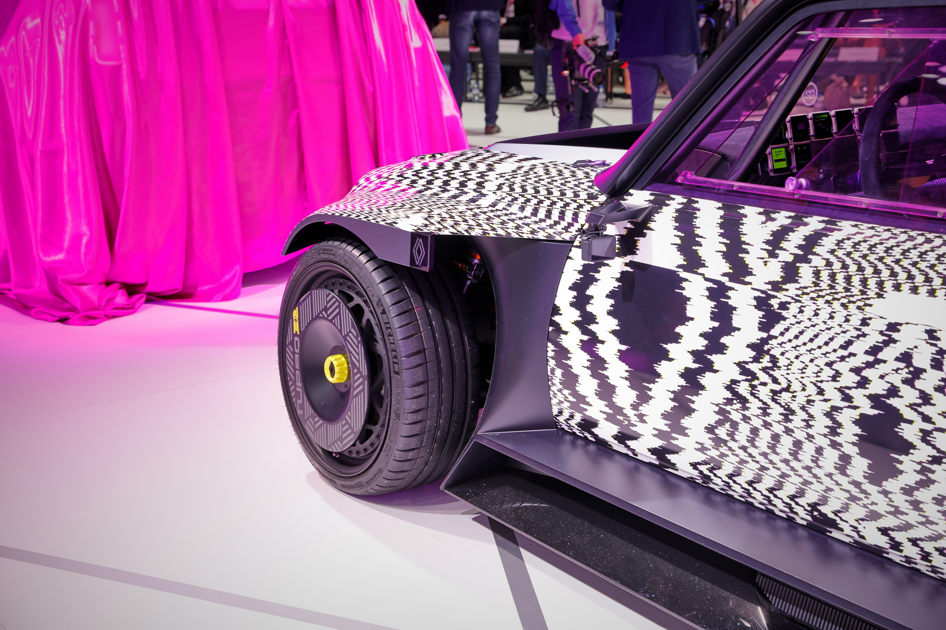 Renault R5 Turbo 3E Is A Modern EV Take On The Homologation Special