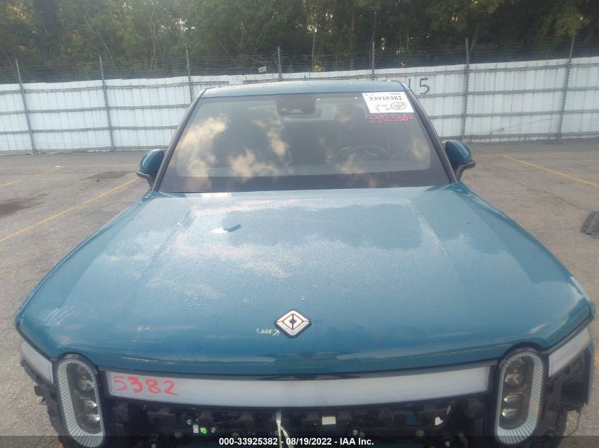 Anyone Want To Buff Out This 2022 Rivian R1T Launch Edition?