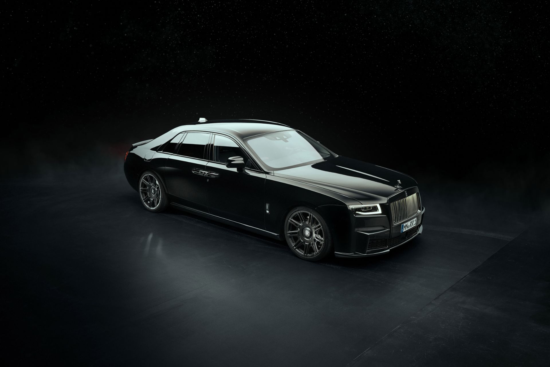 Spofec’s Rolls-Royce Ghost Black Badge Combines Stealthy Sportiness With 696 HP