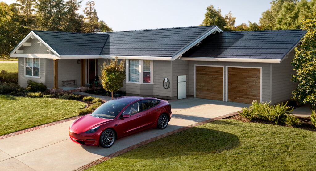  Tesla Customer Still Waiting For Solar Panel Roof Installed In 2018 To Be Turned On