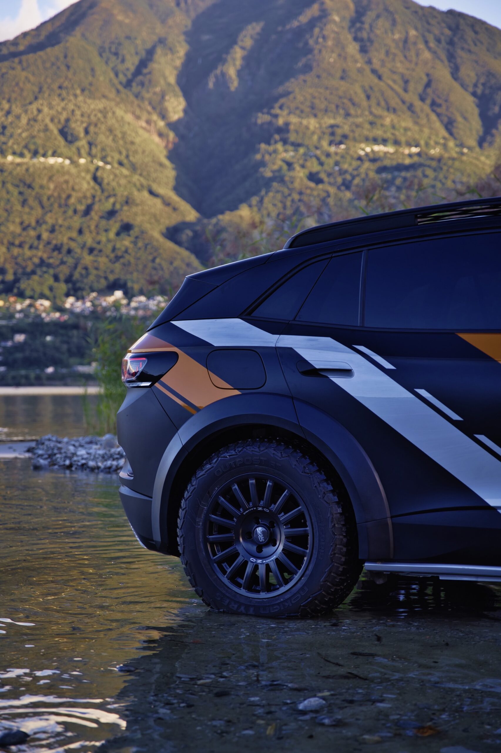 VW ID.XTREME Concept Is A Rally-Inspired Take On The ID.4