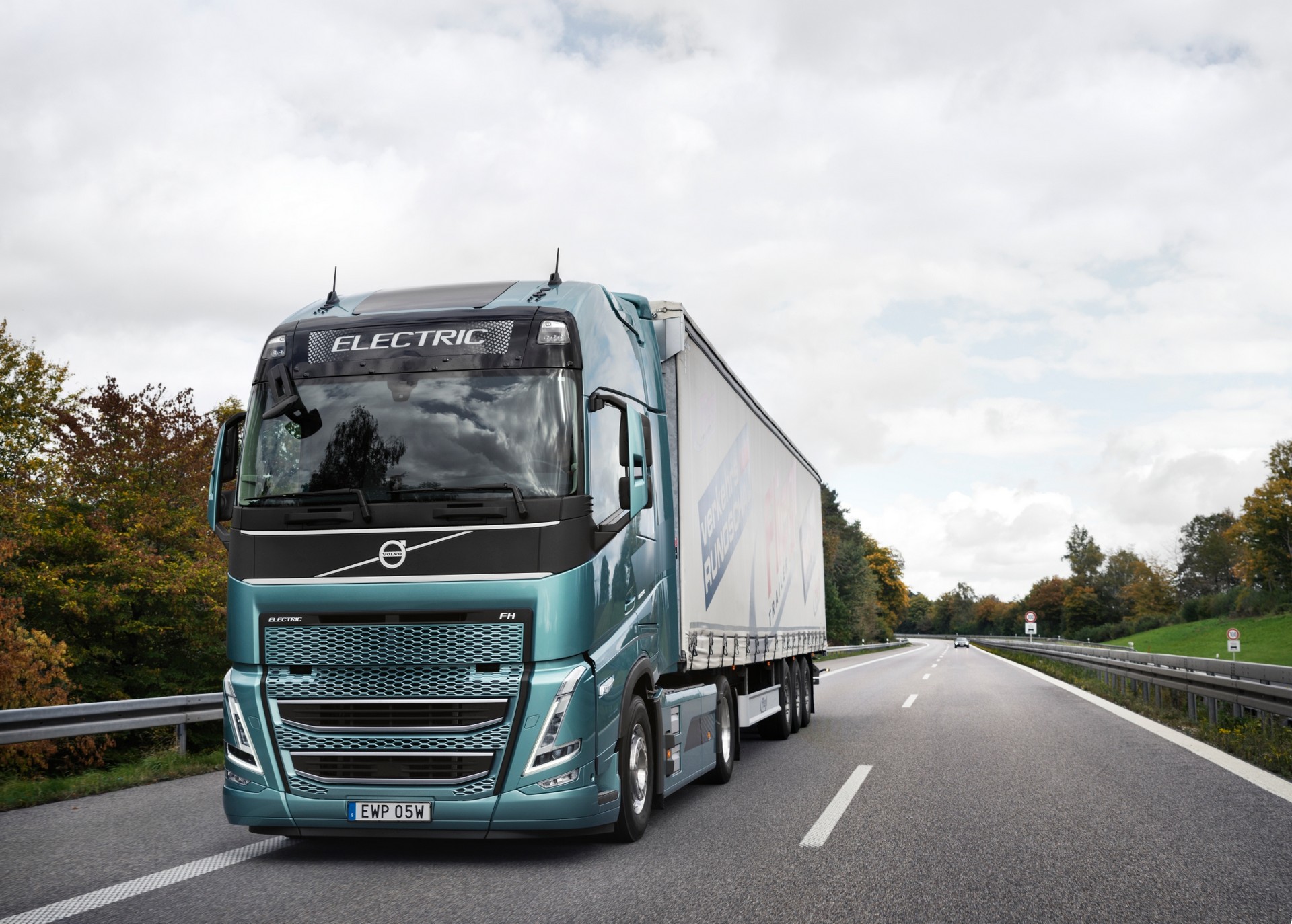 Volvo Trucks’ New E-Axle Will Allow It To Install Larger Battery Packs