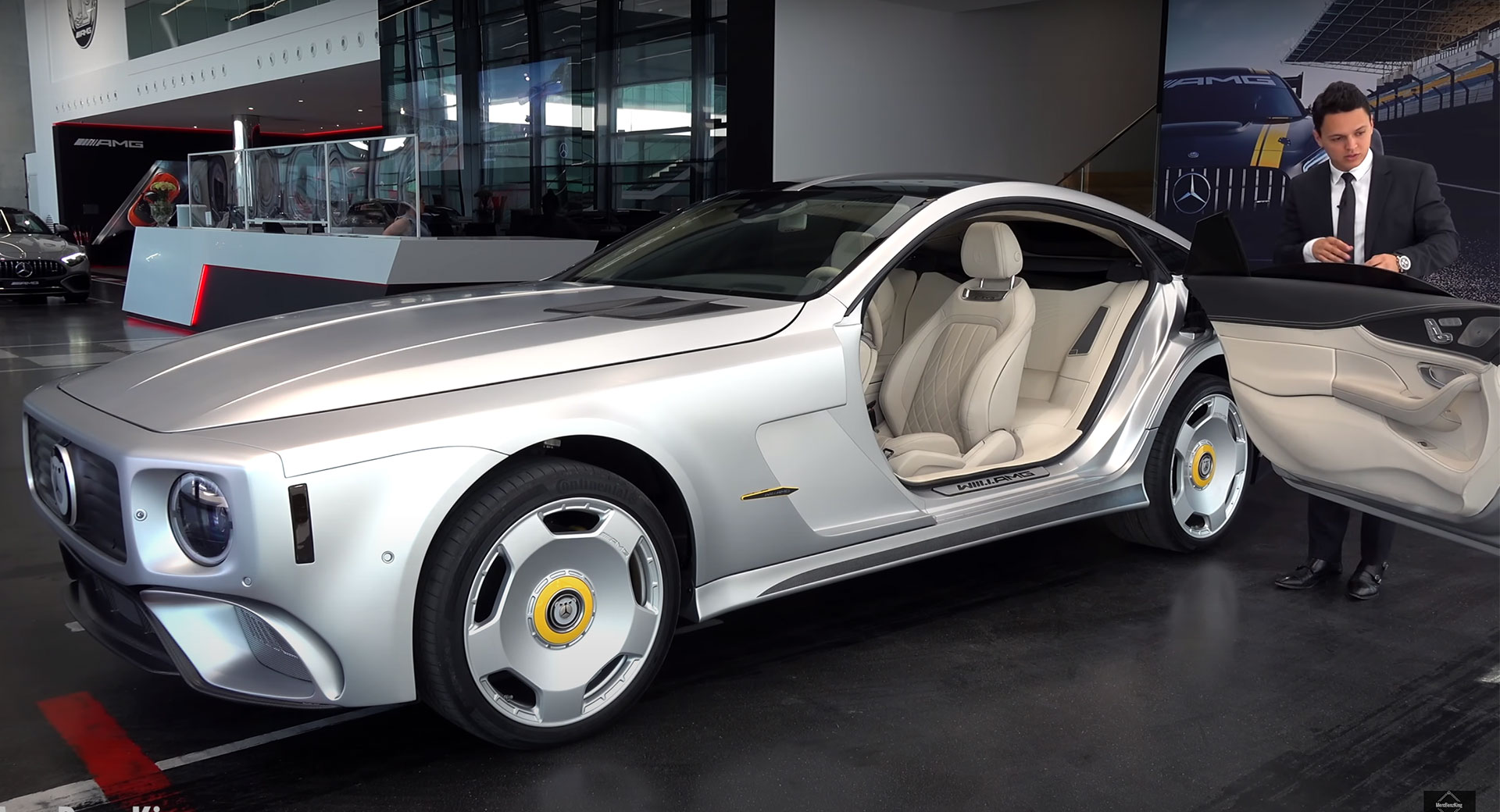 La Will.I.Am Mercedes-AMG GT 4 portes a l’air tout à fait bizarre