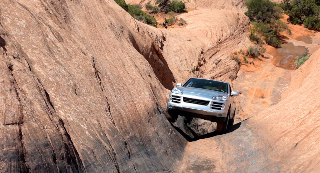  This Stock Porsche Cayenne Tackling Moab Is An Unlikely Off-Roading Hero