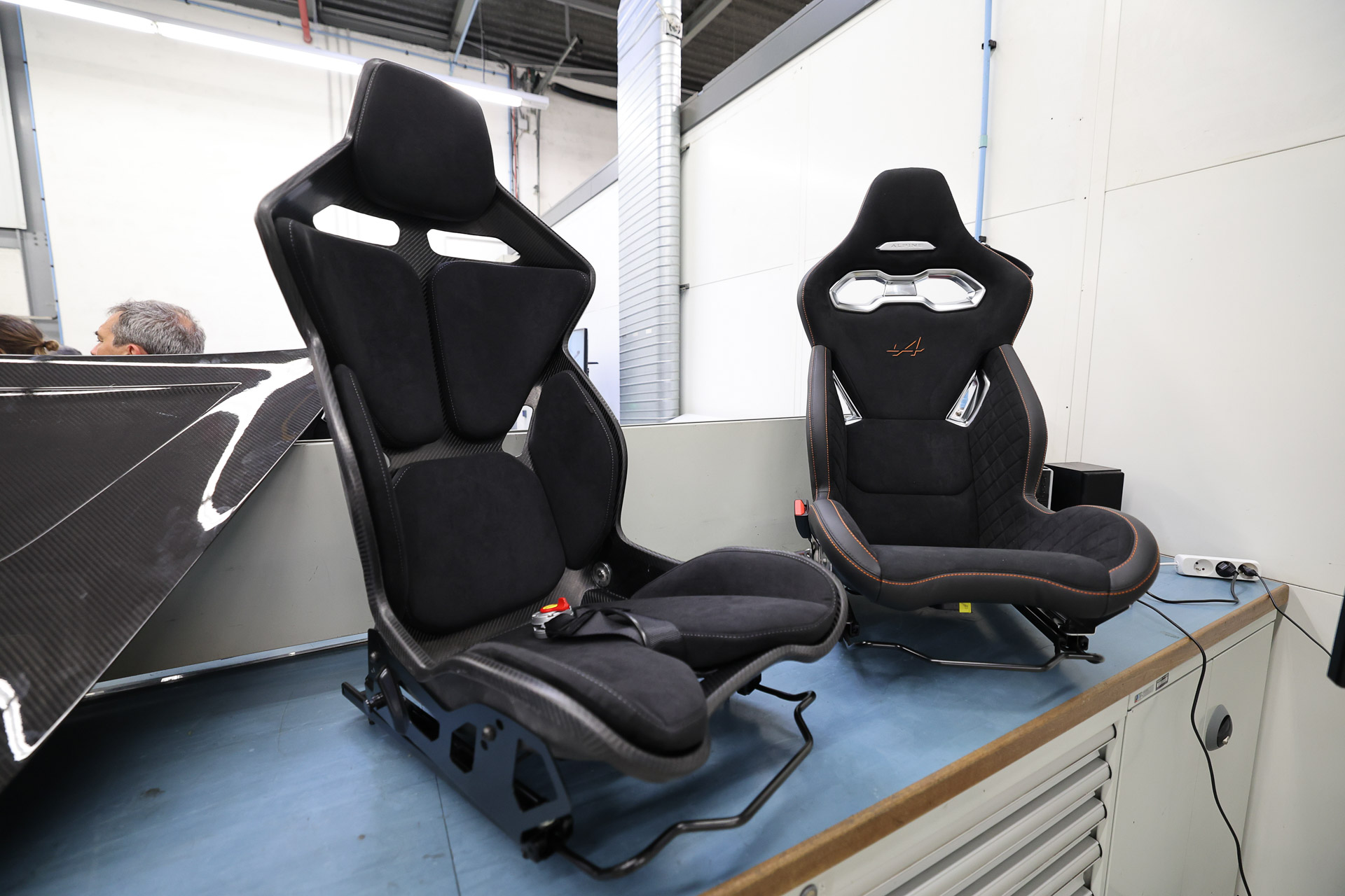 Hardcore Alpine A110 R Shows Off Its Weight Loss In Paris