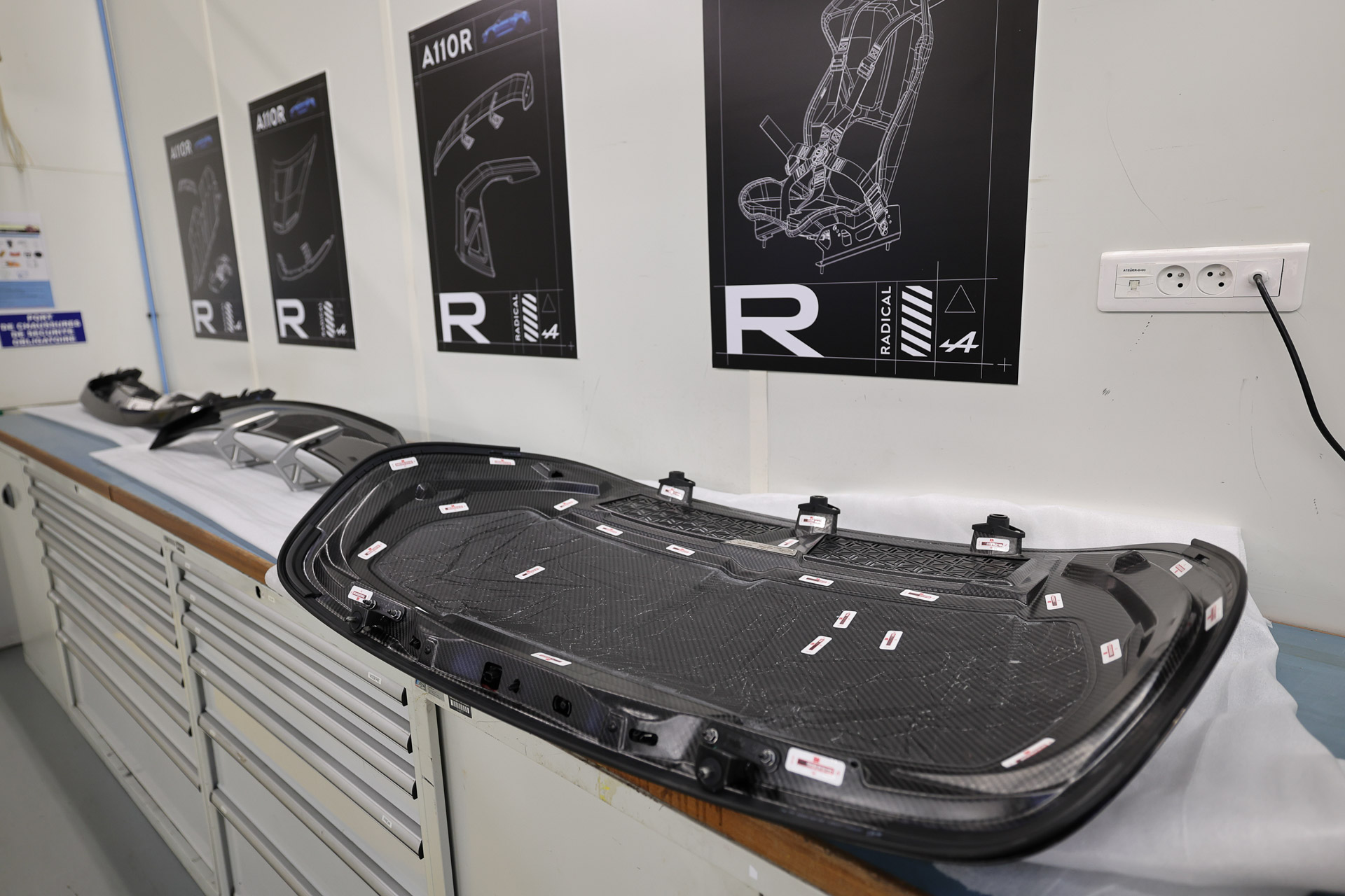 Hardcore Alpine A110 R Shows Off Its Weight Loss In Paris