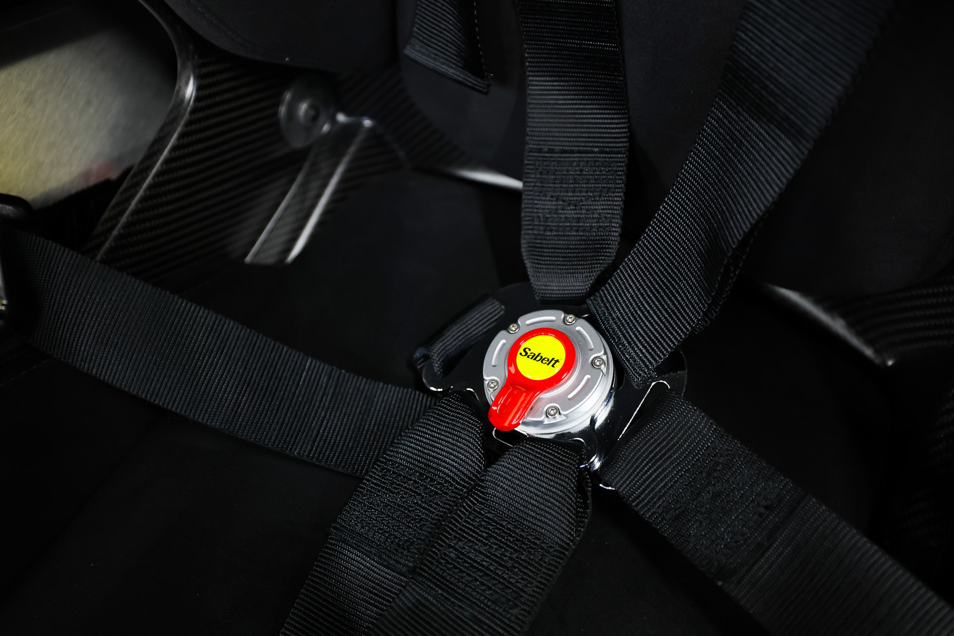 Hardcore Alpine A110 R Shows Off Its Weight Loss In Paris