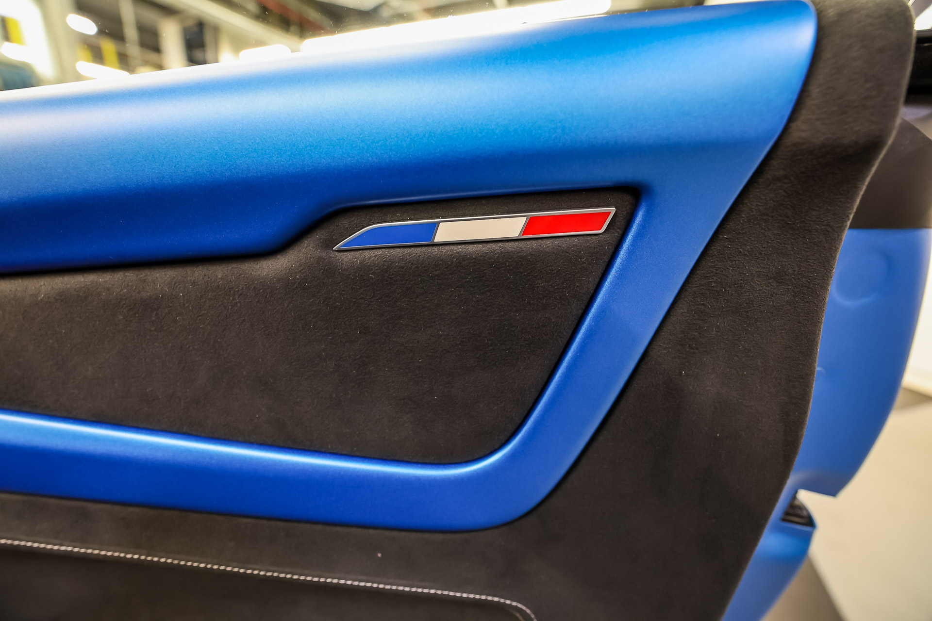 Hardcore Alpine A110 R Shows Off Its Weight Loss In Paris