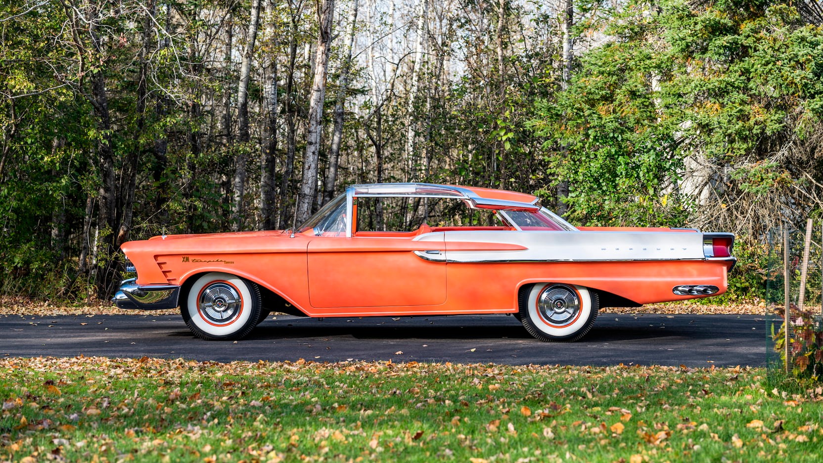 This Stunning 1956 Mercury XM Turnpike Cruiser Concept Is Looking For A New Home