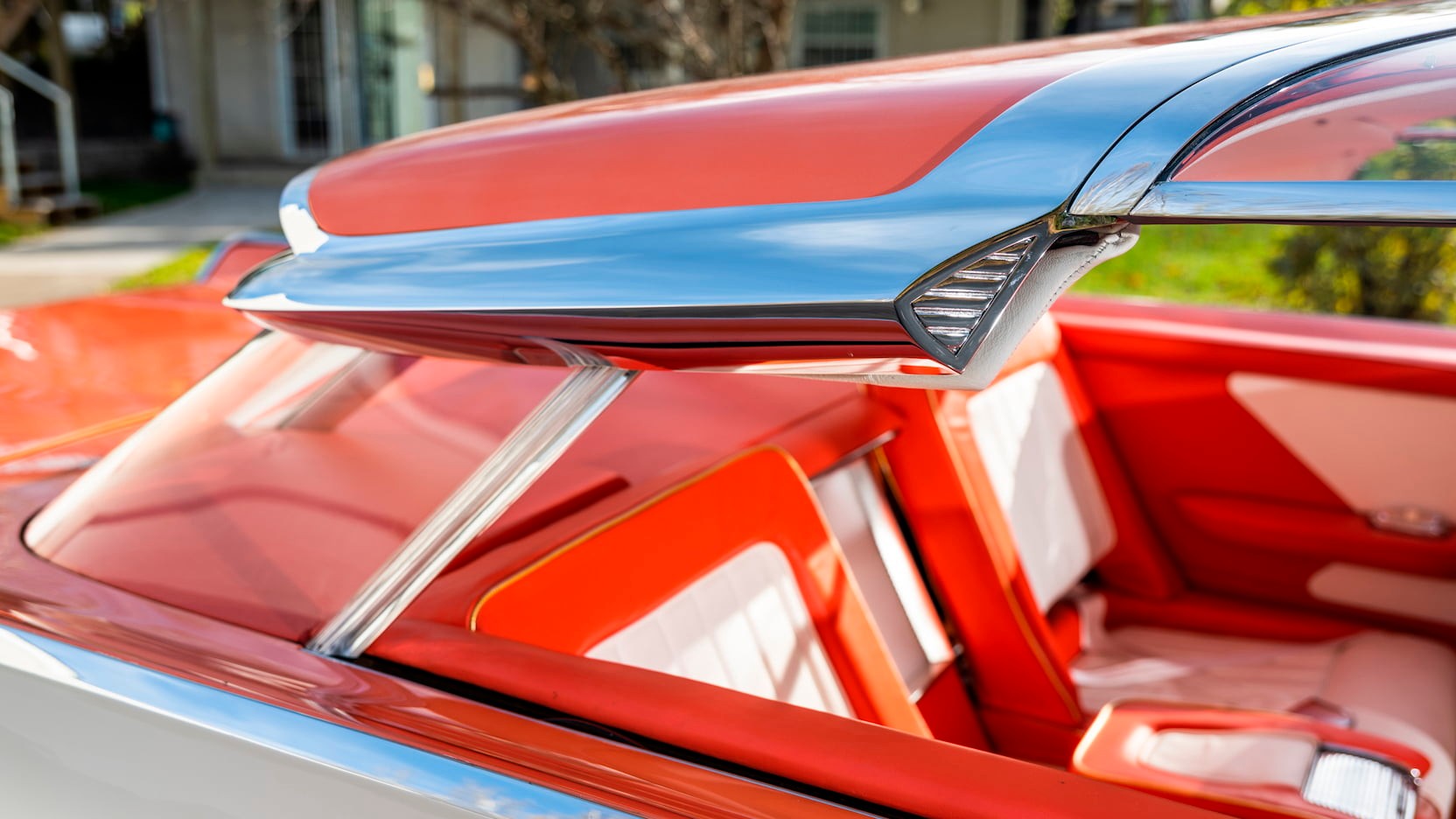 This Stunning 1956 Mercury XM Turnpike Cruiser Concept Is Looking For A New Home