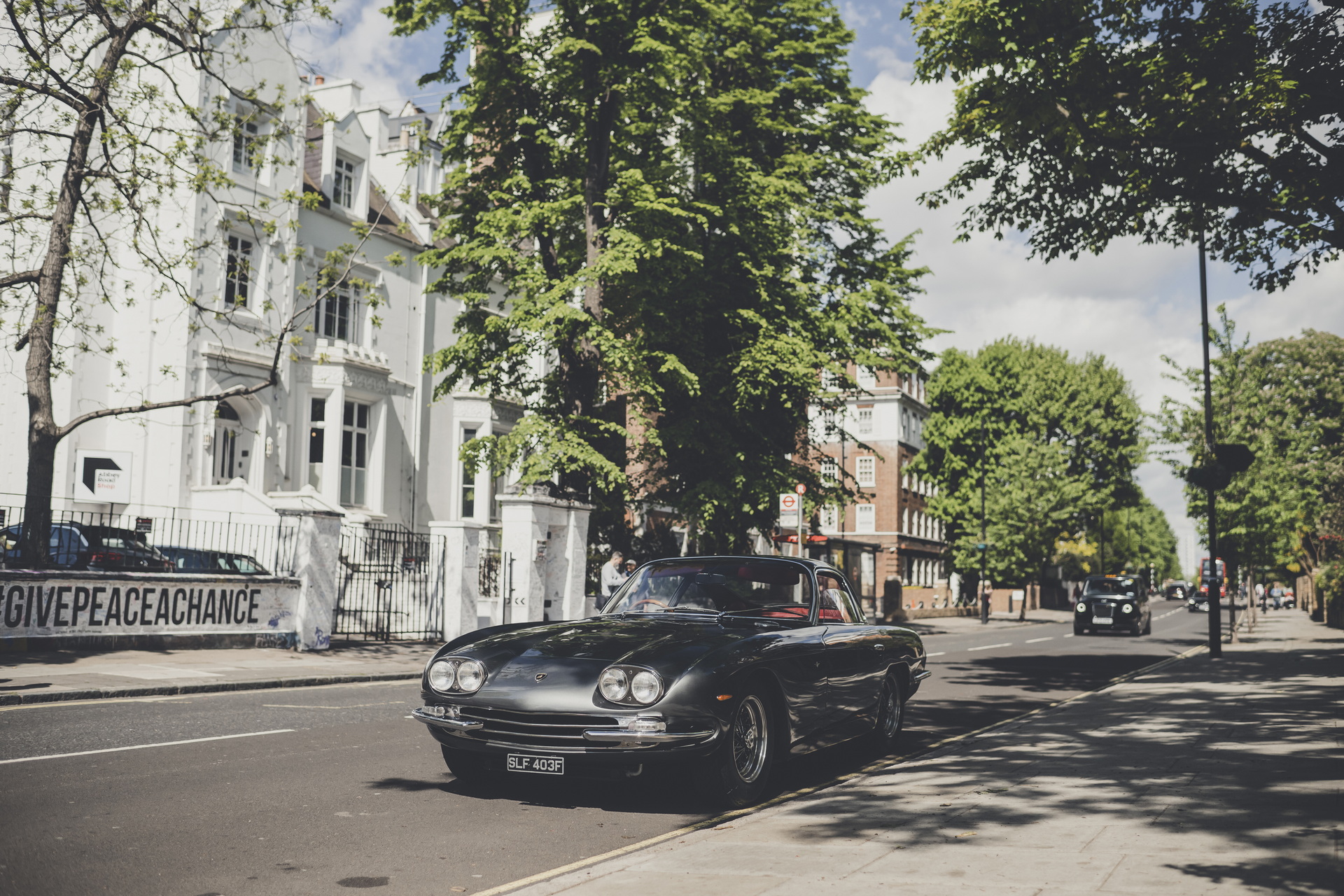 Lamborghini Celebrates 50th Anniversary Of The Beatles’ First Single With Tour Of London In 400 GT 2+2
