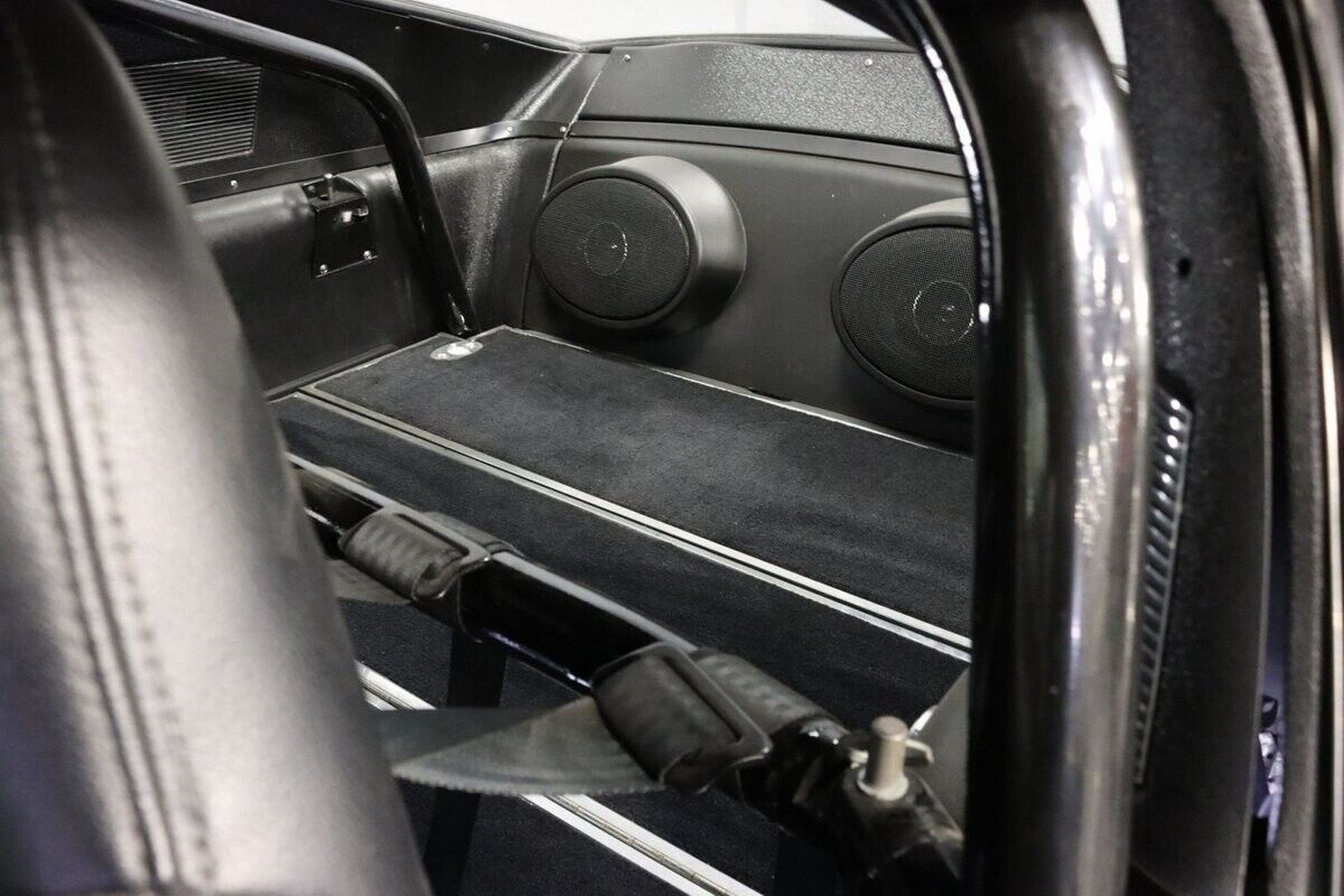 1967 Ford Mustang GT500E Restomod Might Be The Perfect Blend Of Old And New School