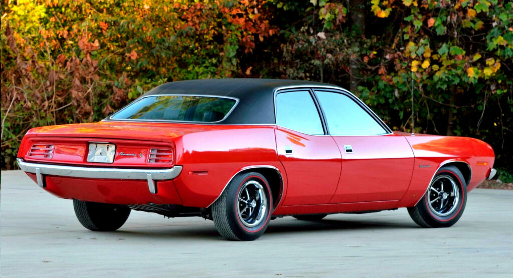  This 1970 Plymouth Barracuda Went To The SEMA Convention Cosplaying As A Four-Door Sedan