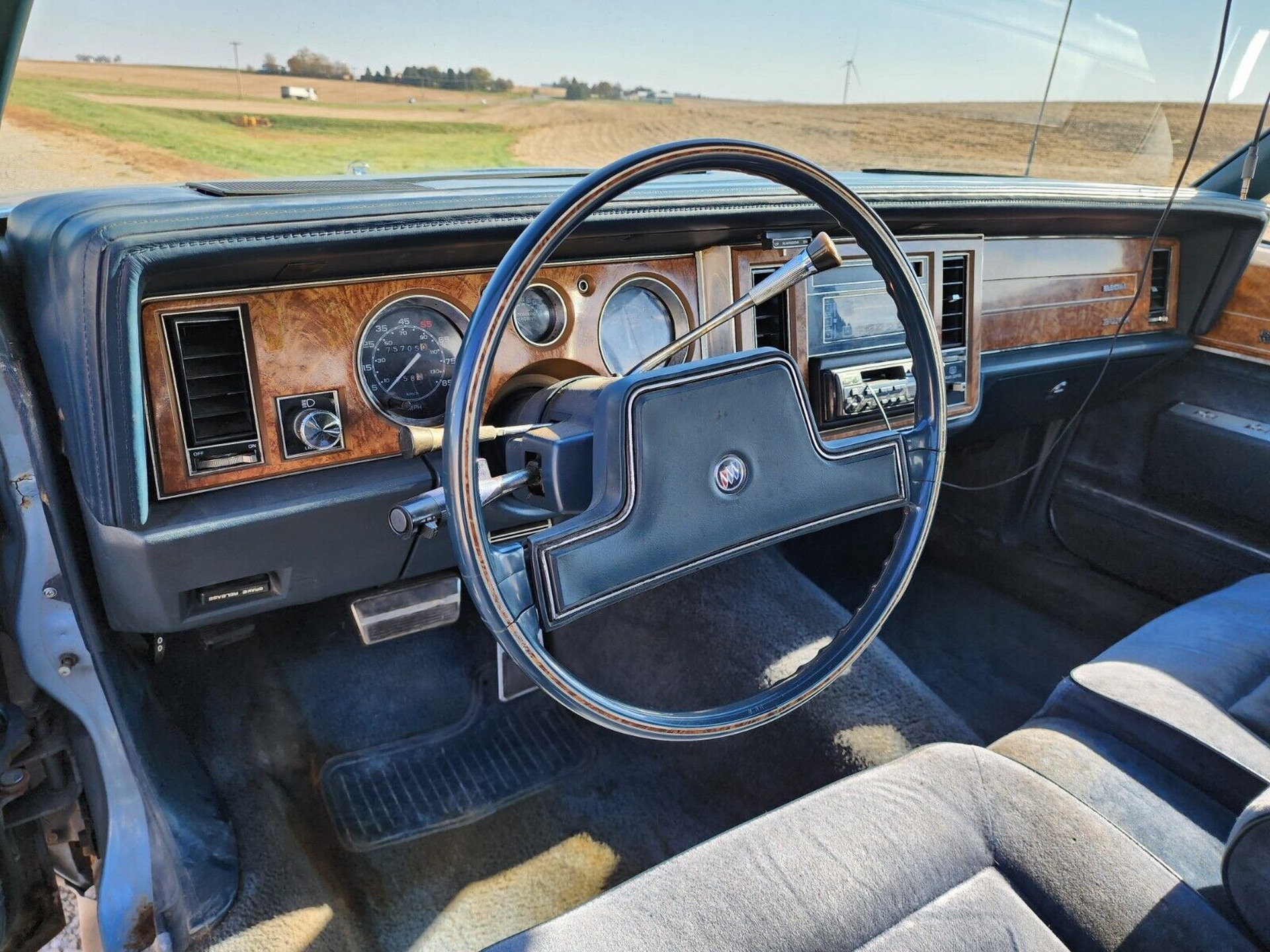 This Jacked Up 1987 Buick Electra Is A Cheap Way To Get Noticed