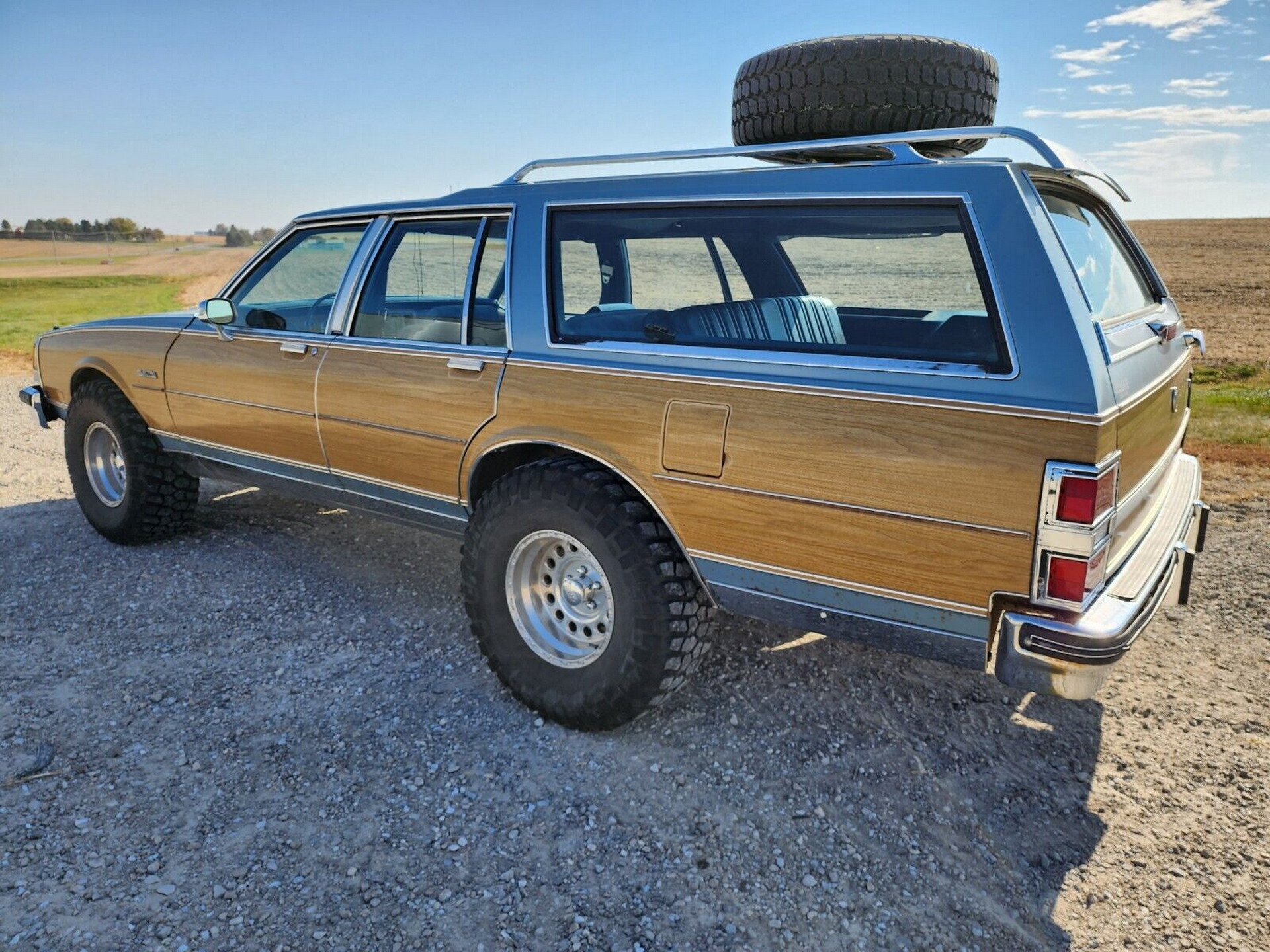 This Jacked Up 1987 Buick Electra Is A Cheap Way To Get Noticed