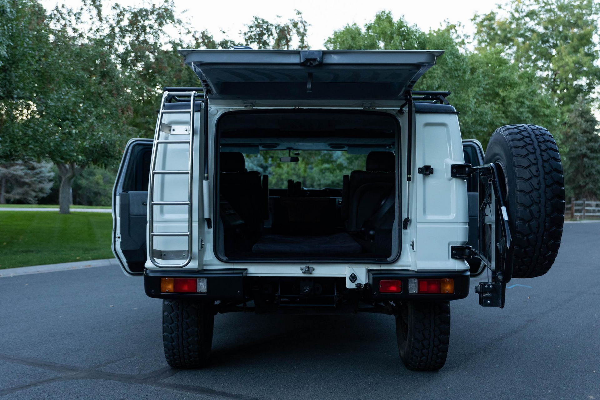 Incredibly Rare Toyota Mega Cruiser Sells For $310k Because Unicorns Are Very Expensive