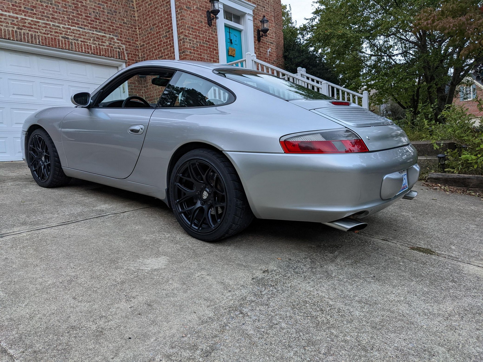 Water Under The Hood? This 2002 Porsche 911 Is Powered By A 6.0-liter Pontiac G8 GT V8