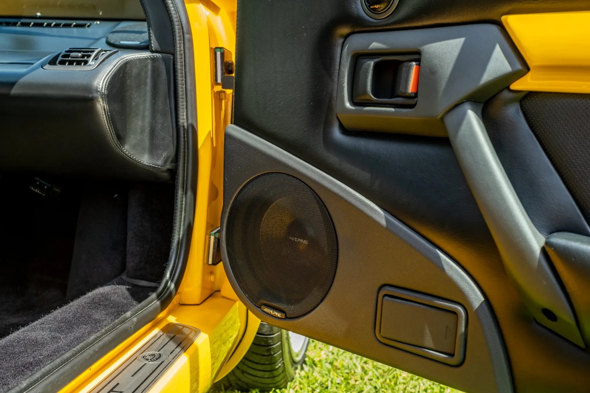 2003 Lotus Esprit V8 Last Edition Sells For Double The Price Of A Brand New Emira