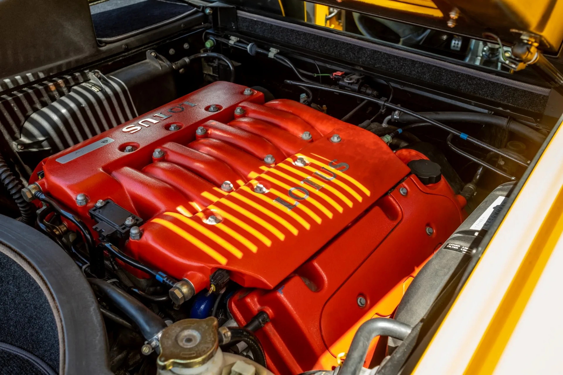 2003 Lotus Esprit V8 Last Edition Sells For Double The Price Of A Brand New Emira