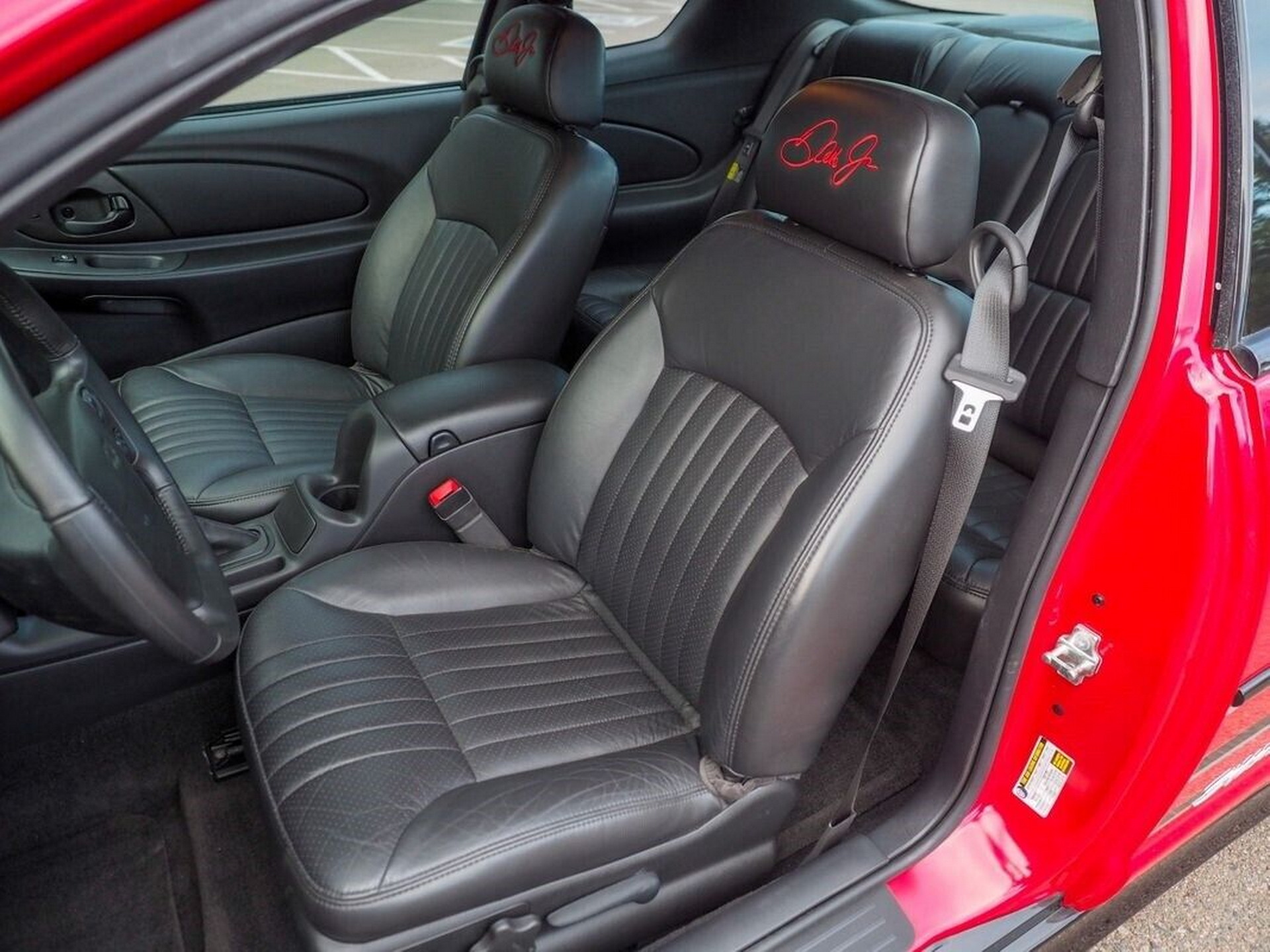 Very Rare, Very Dull 2004 Chevy Monte Carlo SS Dale Earnhardt Jr. Edition Was Inexplicably Preserved For 18 Years