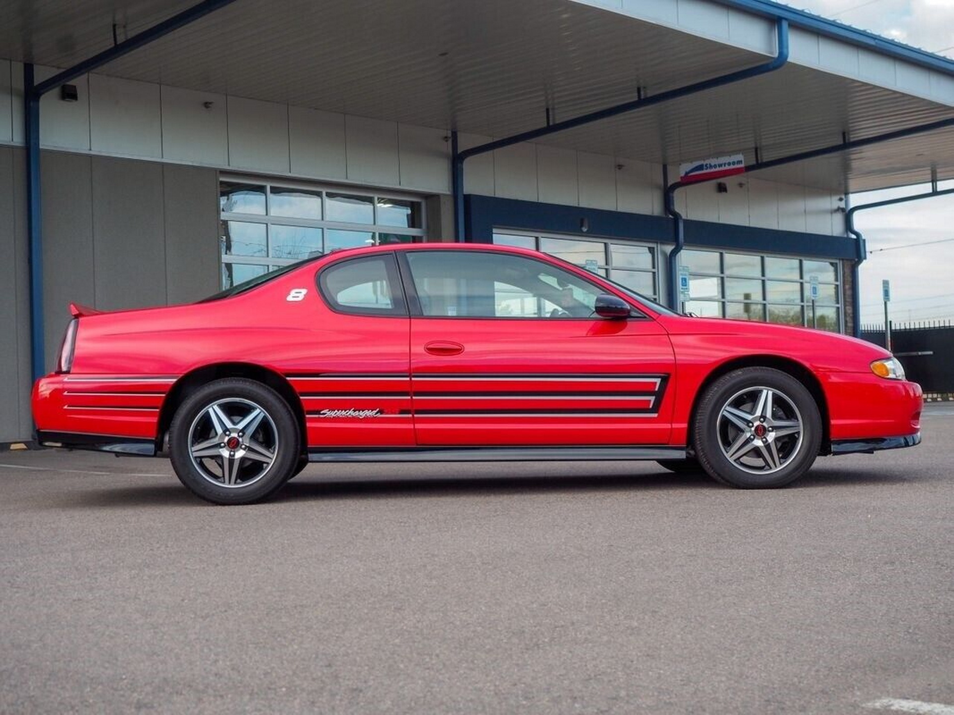 Very Rare, Very Dull 2004 Chevy Monte Carlo SS Dale Earnhardt Jr. Edition Was Inexplicably Preserved For 18 Years