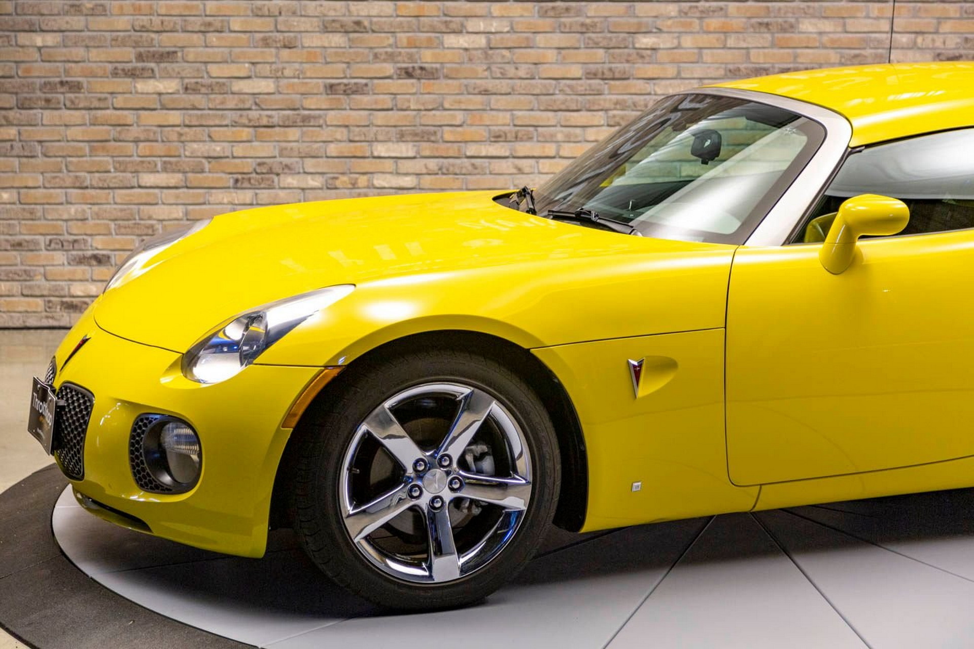 Pontiac Solstice GXP Nomad With Rare Concept Top Might Be A Deal At $22,900