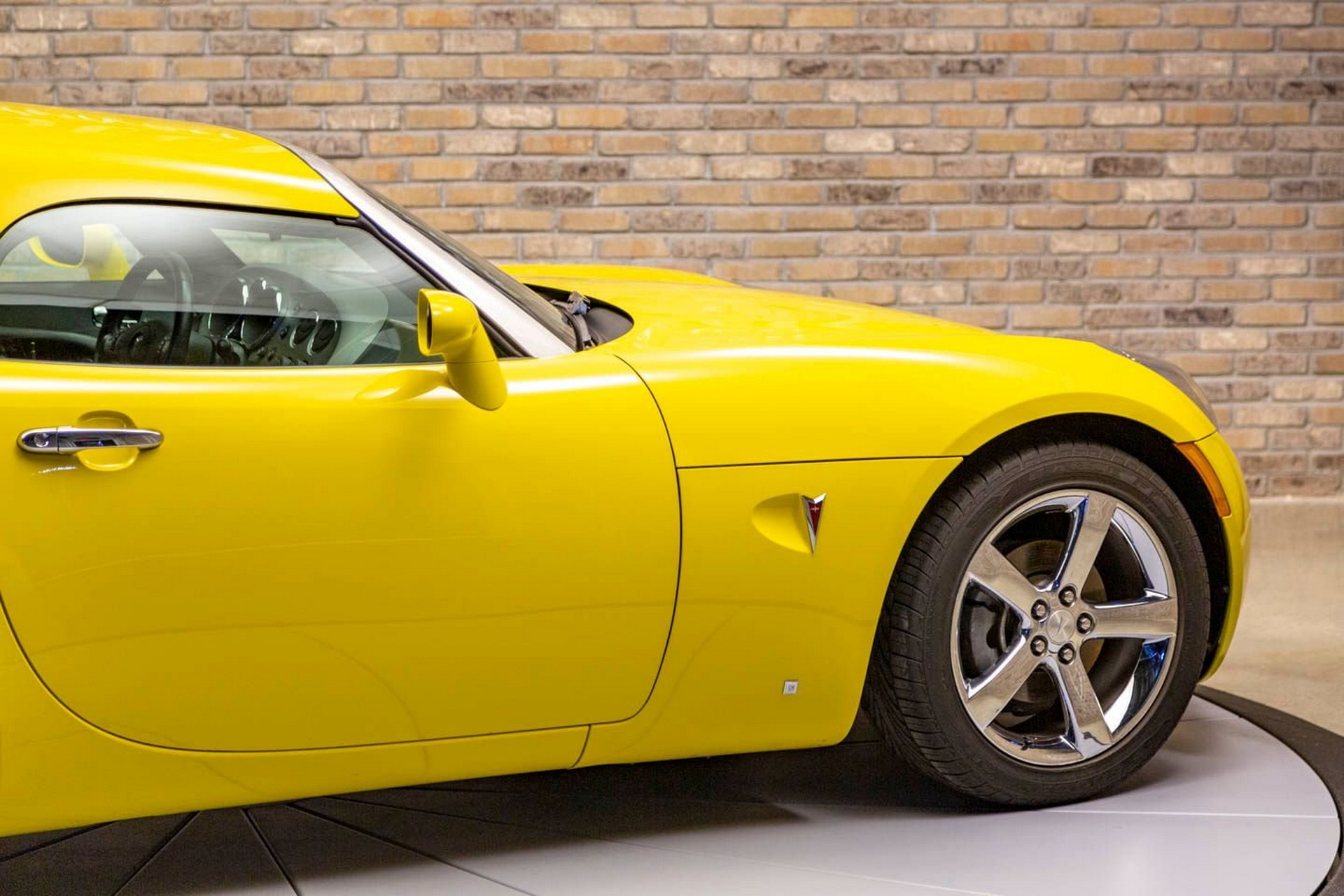 Pontiac Solstice GXP Nomad With Rare Concept Top Might Be A Deal At $22,900