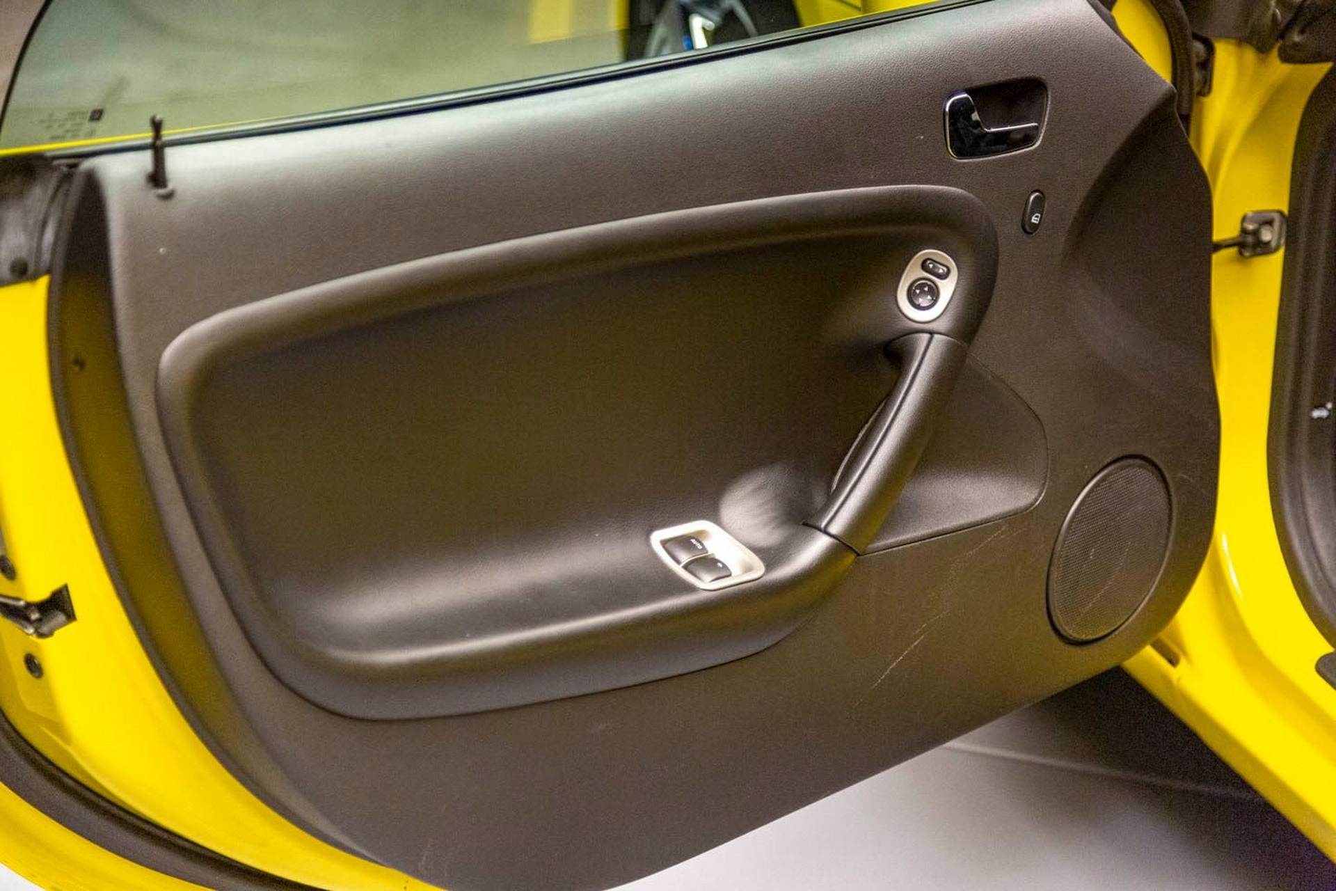 Pontiac Solstice GXP Nomad With Rare Concept Top Might Be A Deal At $22,900