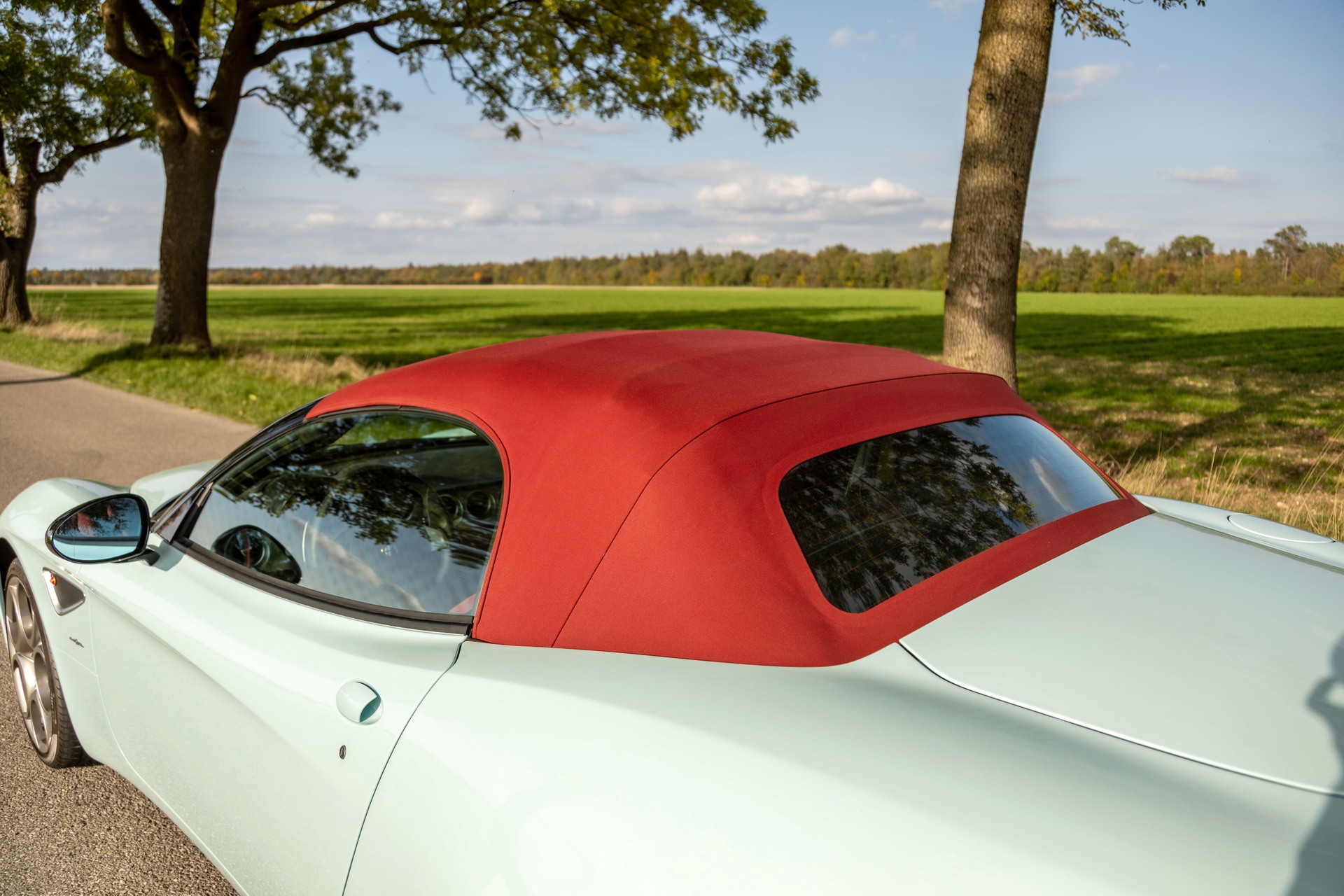 Super Rare, Super Gorgeous Blu Celeste Alfa Romeo 8C Spider Could Be Yours
