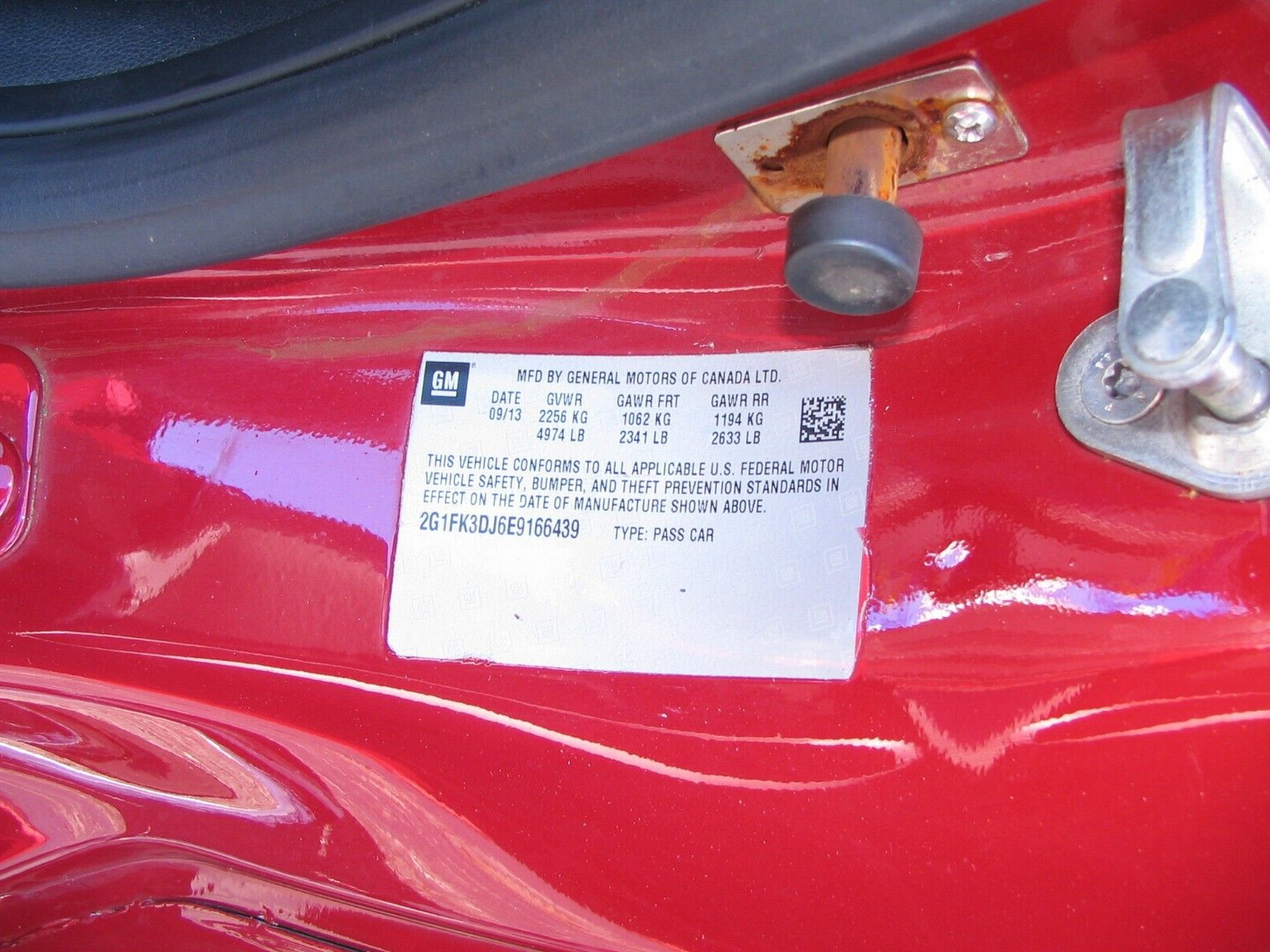 Retromodded 2014 Chevy Camaro Brings ’50s Fin Car Styling To A Modern Platform