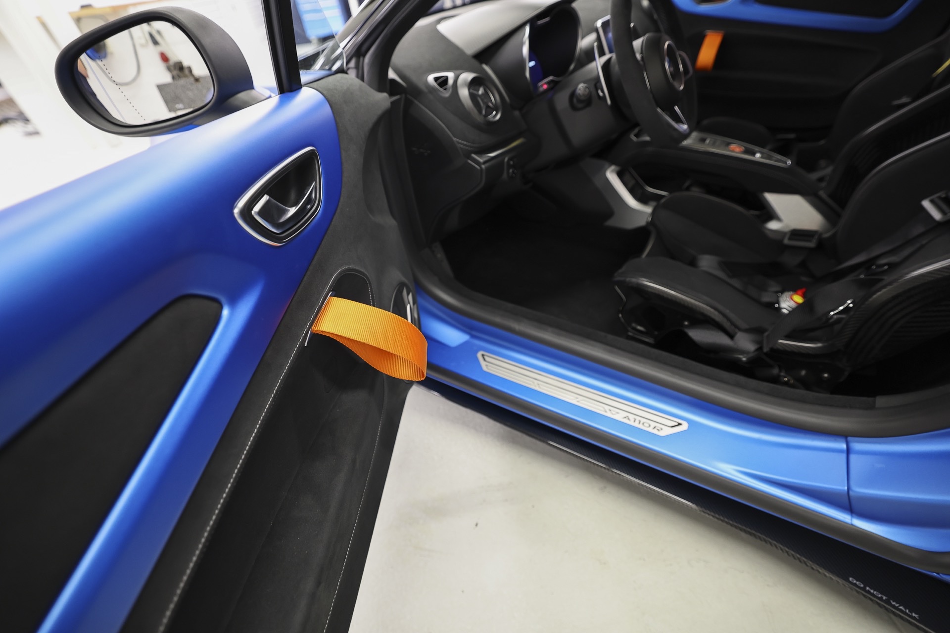 Alpine A110 R Fernando Alonso Edition Is A Limited Run Special Celebrating F1 Driver’s Wins
