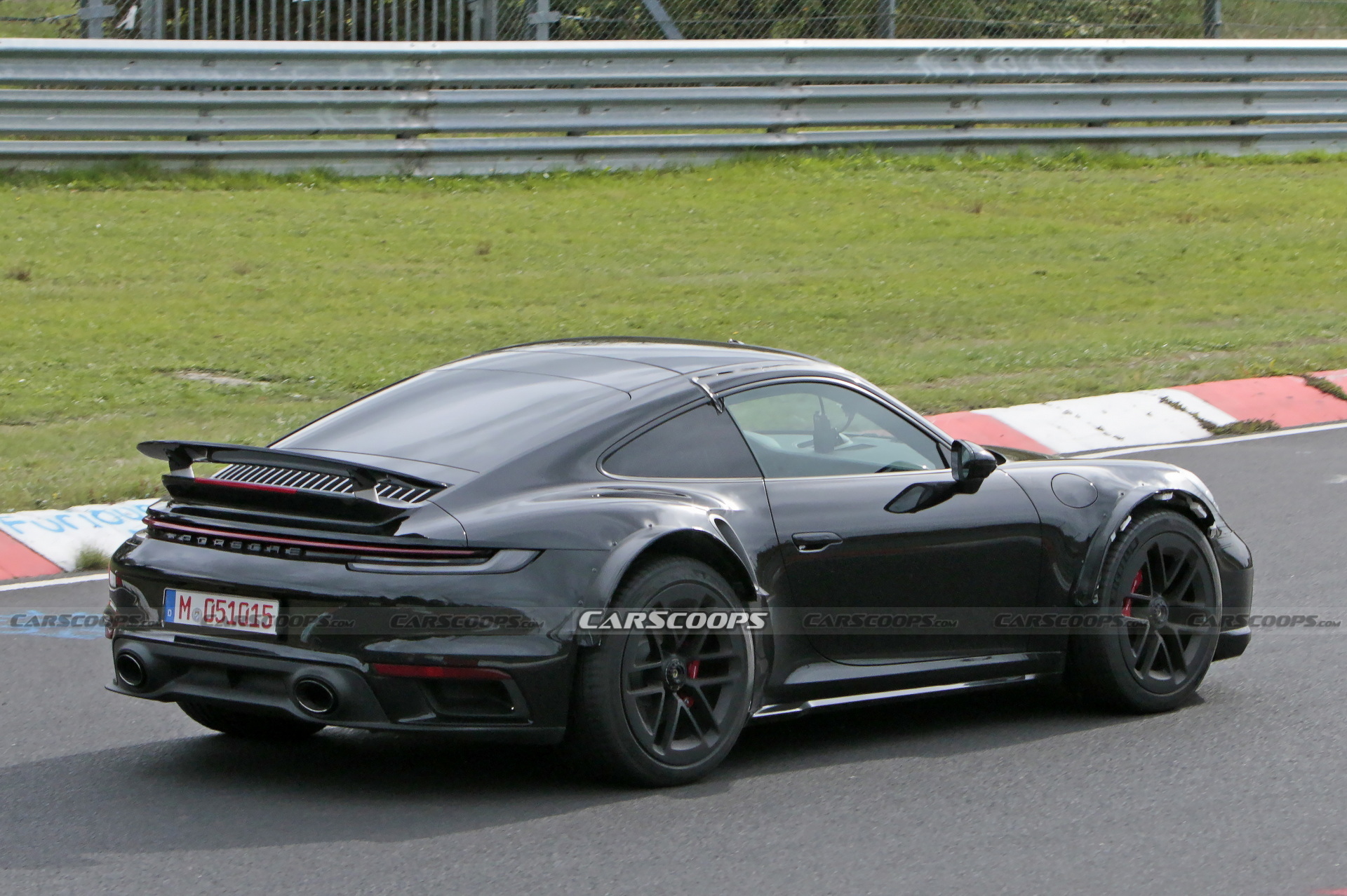 Bizarre Porsche 911 ‘Safari’ Style Test Mule Spied With Widened Tracks And Funky Fenders
