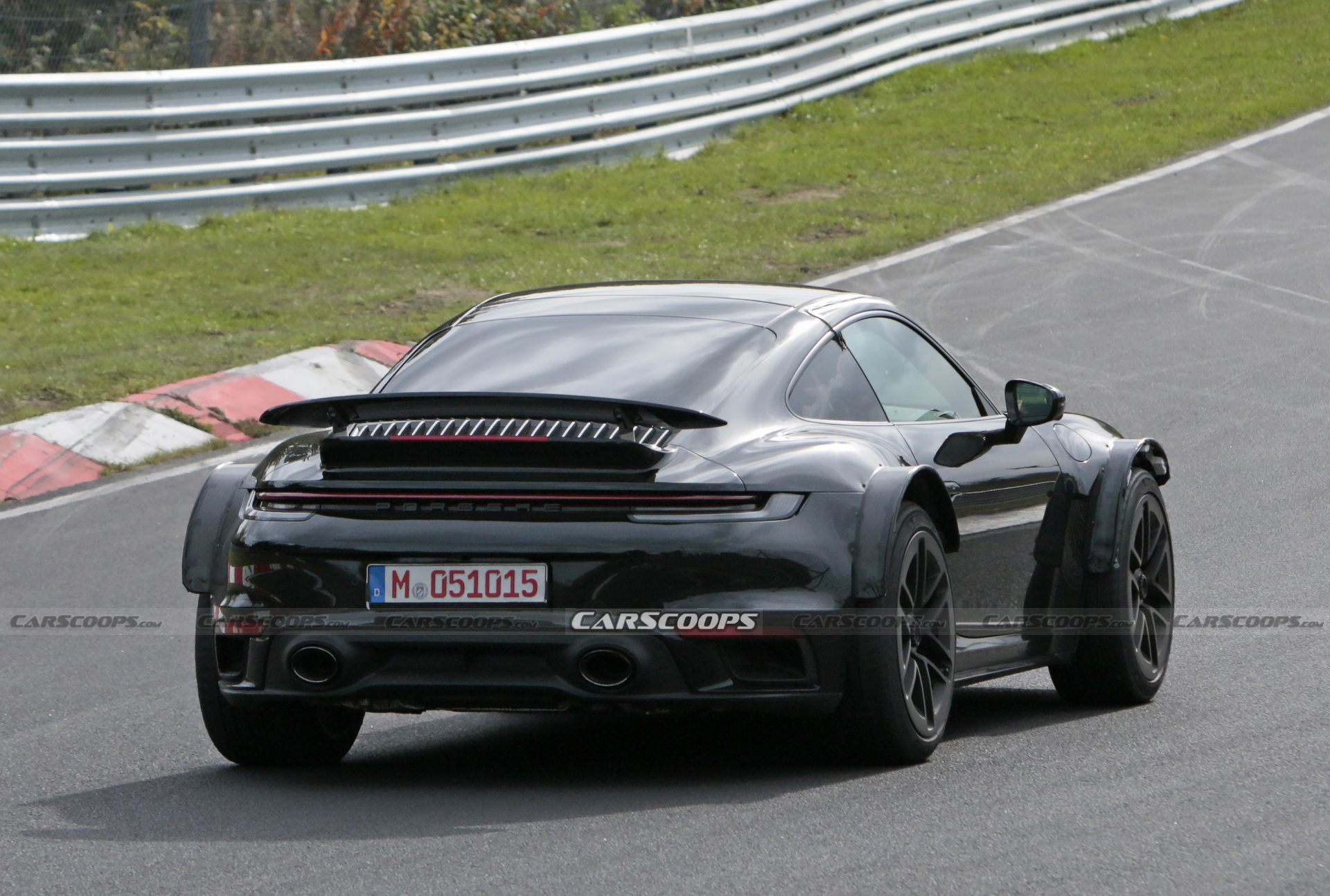 Bizarre Porsche 911 ‘Safari’ Style Test Mule Spied With Widened Tracks And Funky Fenders