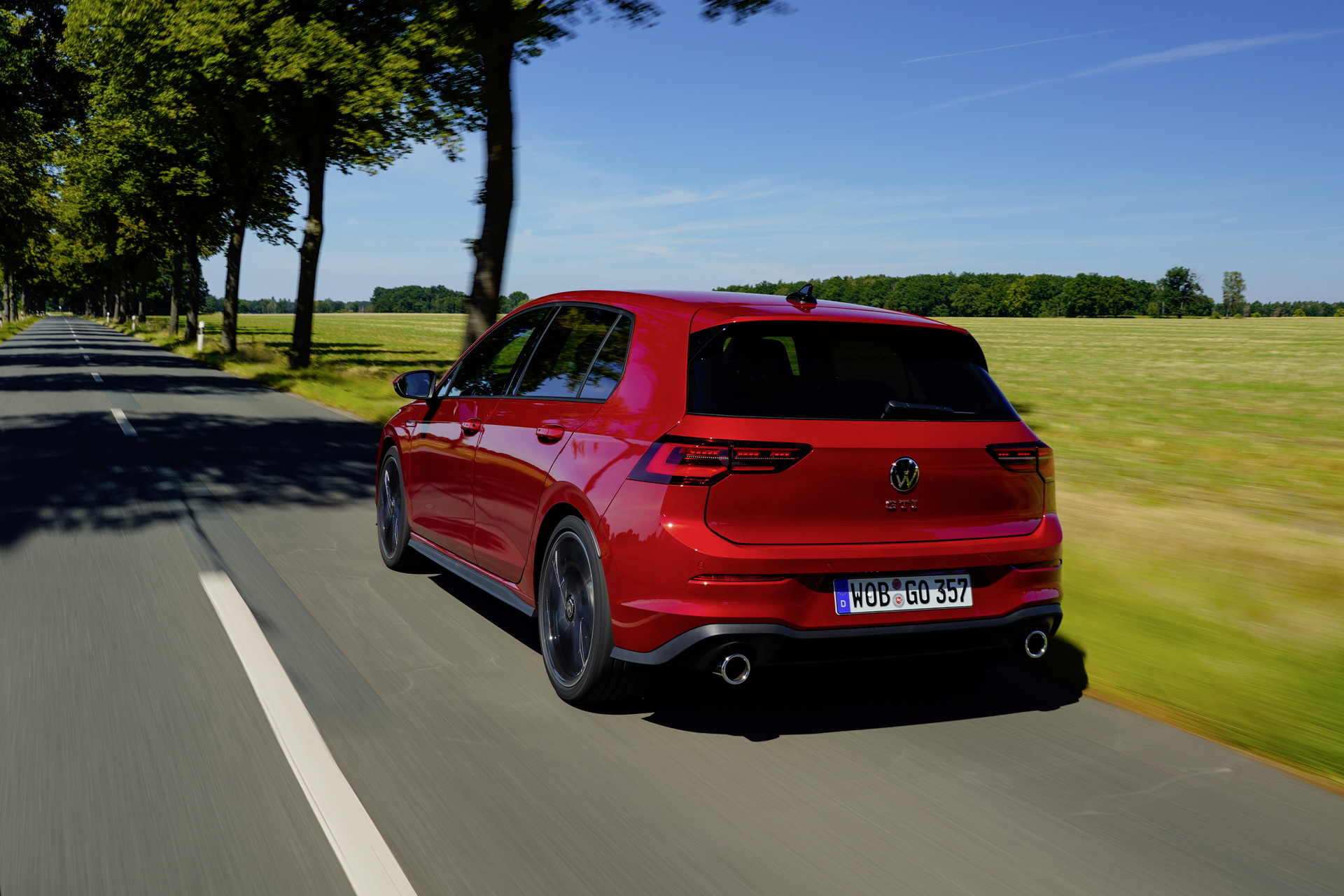 VW Golf Gains Standard Center Airbag, Excels In Euro NCAP Test