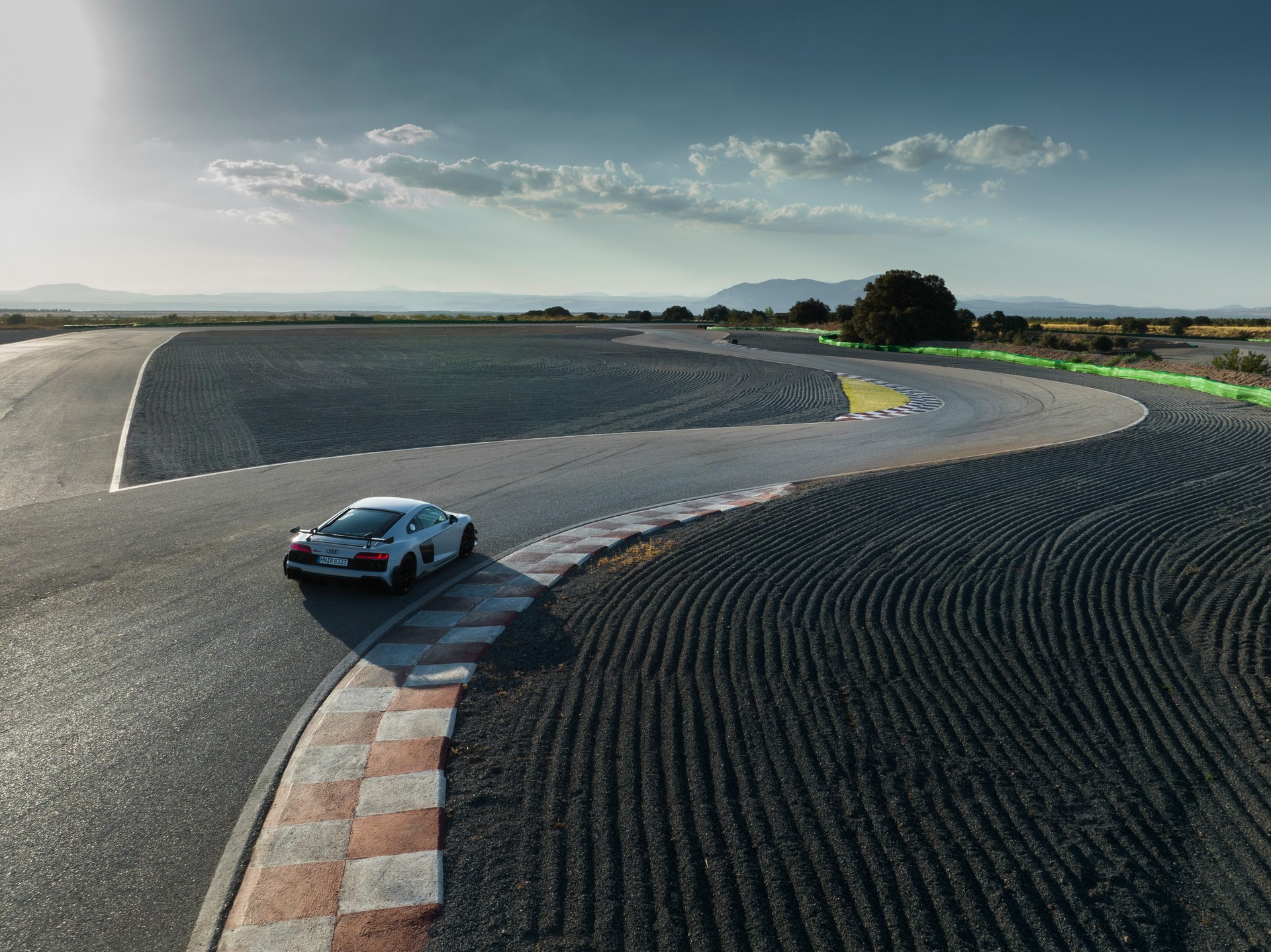 2023 Audi R8 Coupe GT RWD Is An Oversteering Last Hurrah For The V10 And (N)ICE Sounds