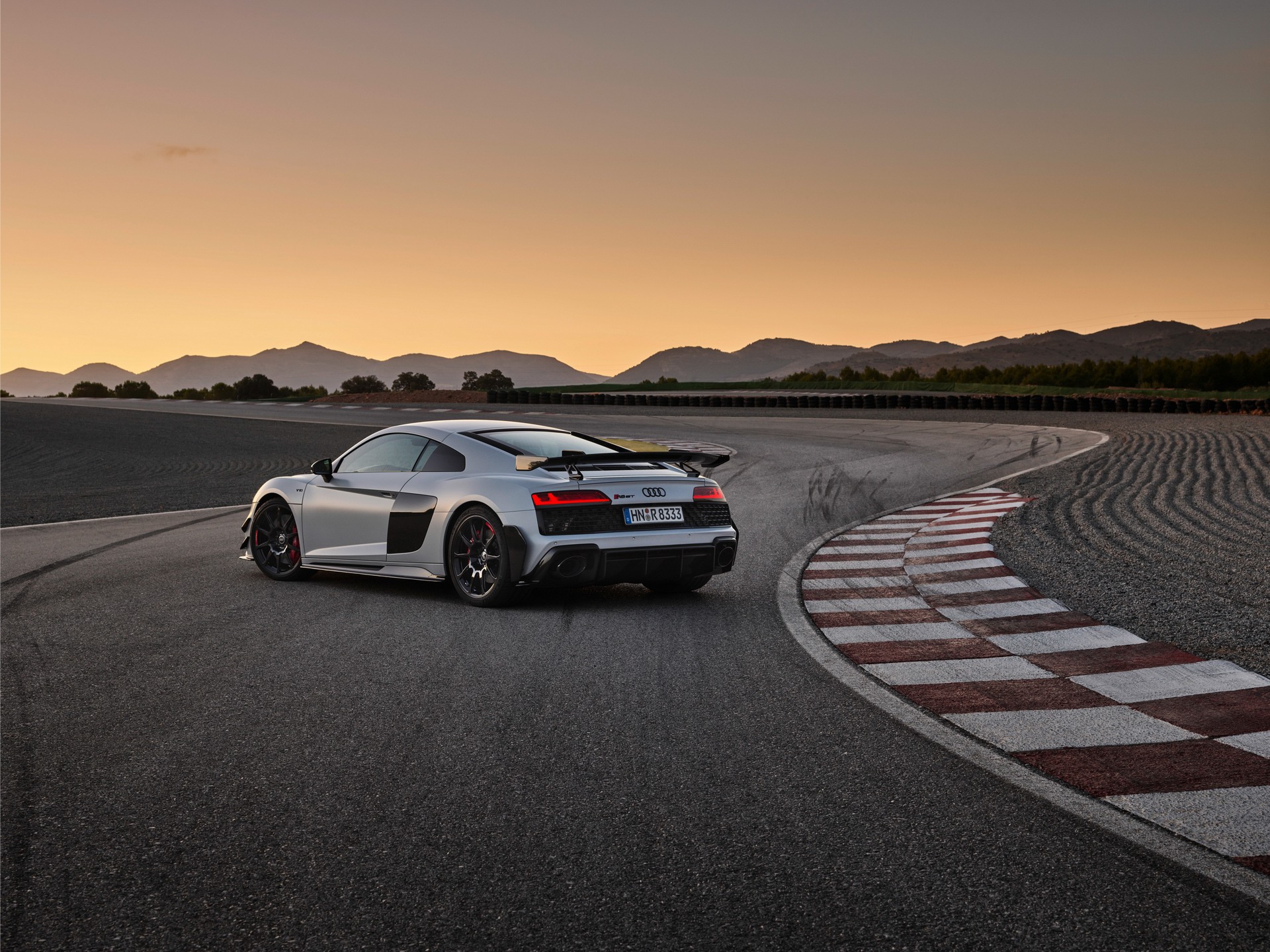 2023 Audi R8 Coupe GT RWD Is An Oversteering Last Hurrah For The V10 And (N)ICE Sounds