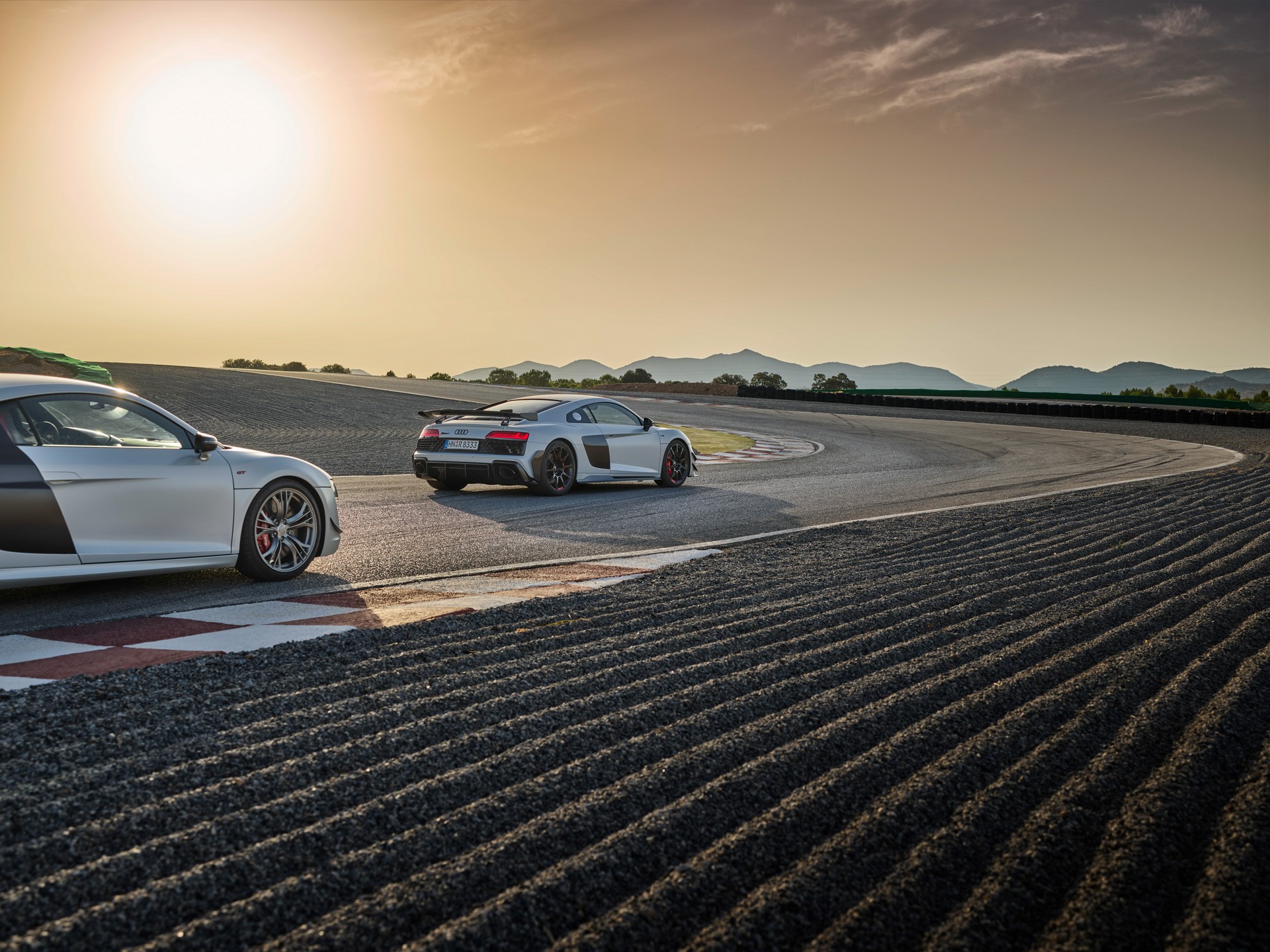2023 Audi R8 Coupe GT RWD Is An Oversteering Last Hurrah For The V10 And (N)ICE Sounds
