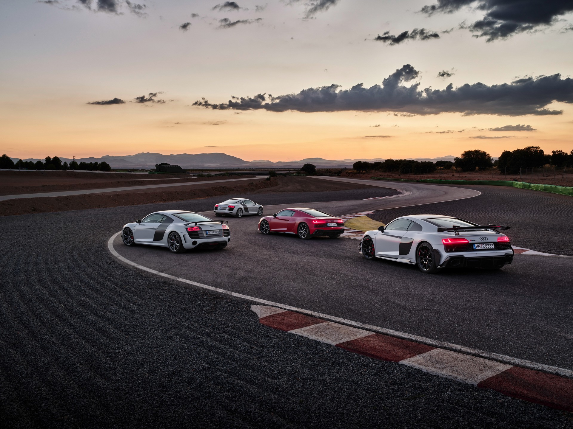 2023 Audi R8 Coupe GT RWD Is An Oversteering Last Hurrah For The V10 And (N)ICE Sounds