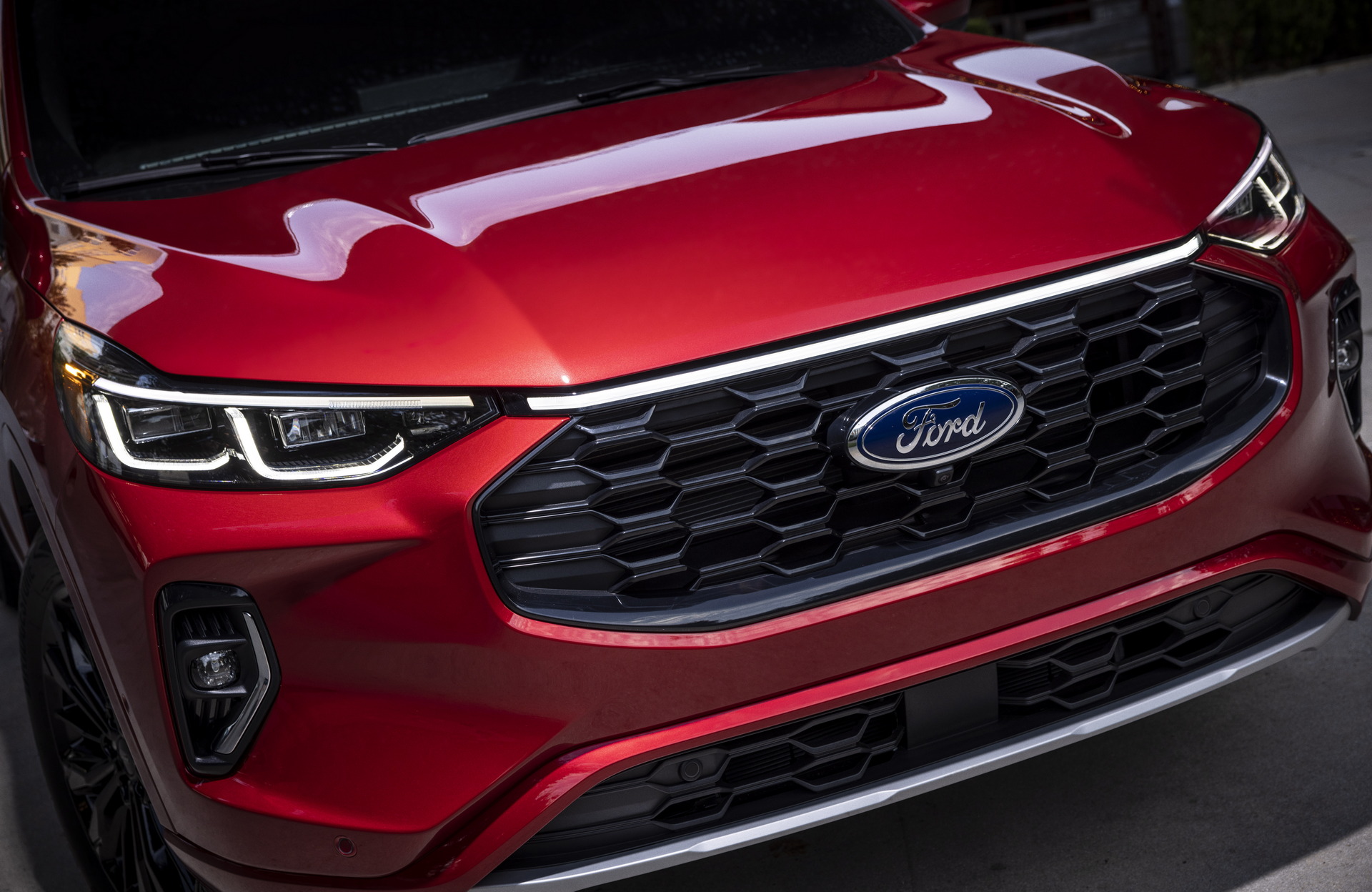 Facelifted 2023 Ford Escape Arrives With More Appealing Styling, Sporty New ST-Line Trim